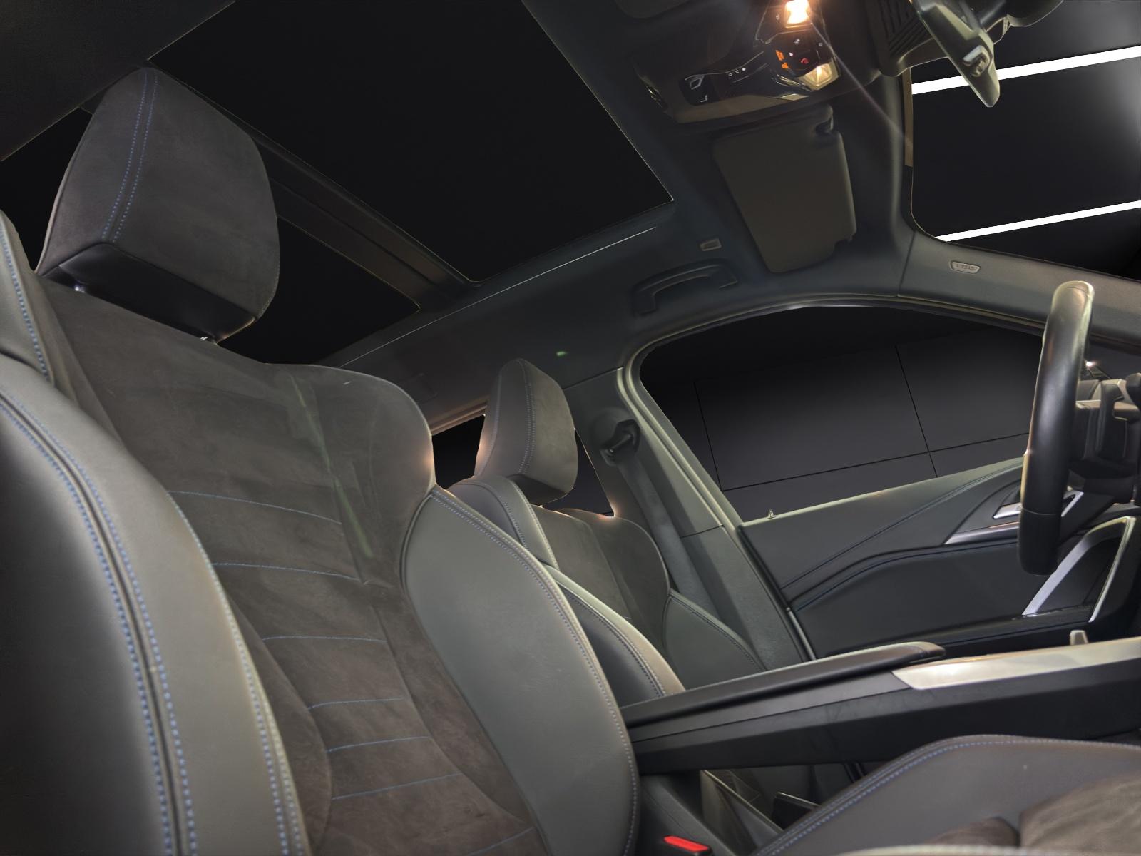 BMW X1 30e xDrive paddles-image-16
