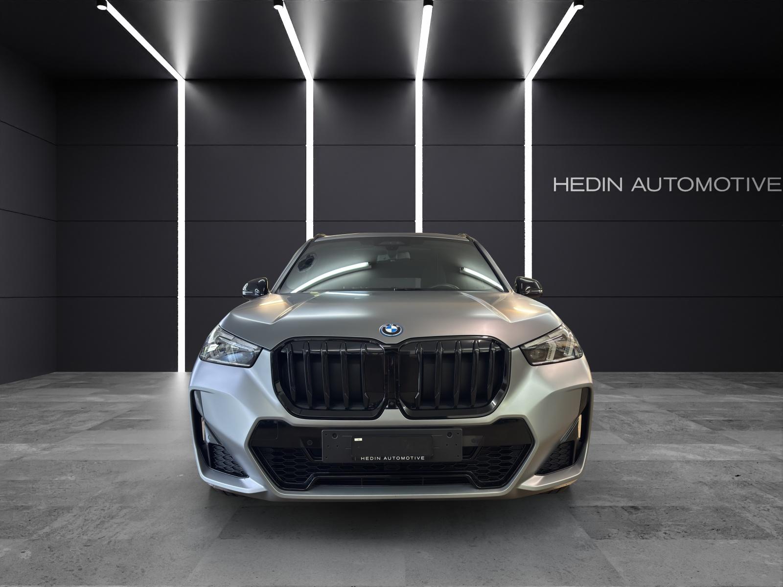 BMW X1 30e xDrive paddles-image-7