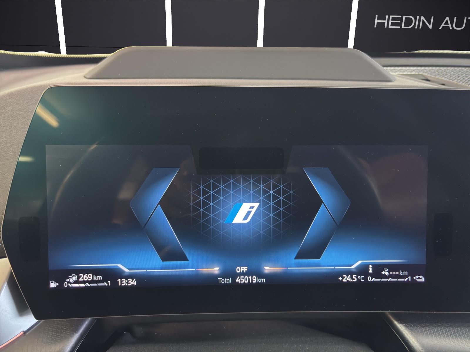 BMW X1 30e xDrive paddles-image-19