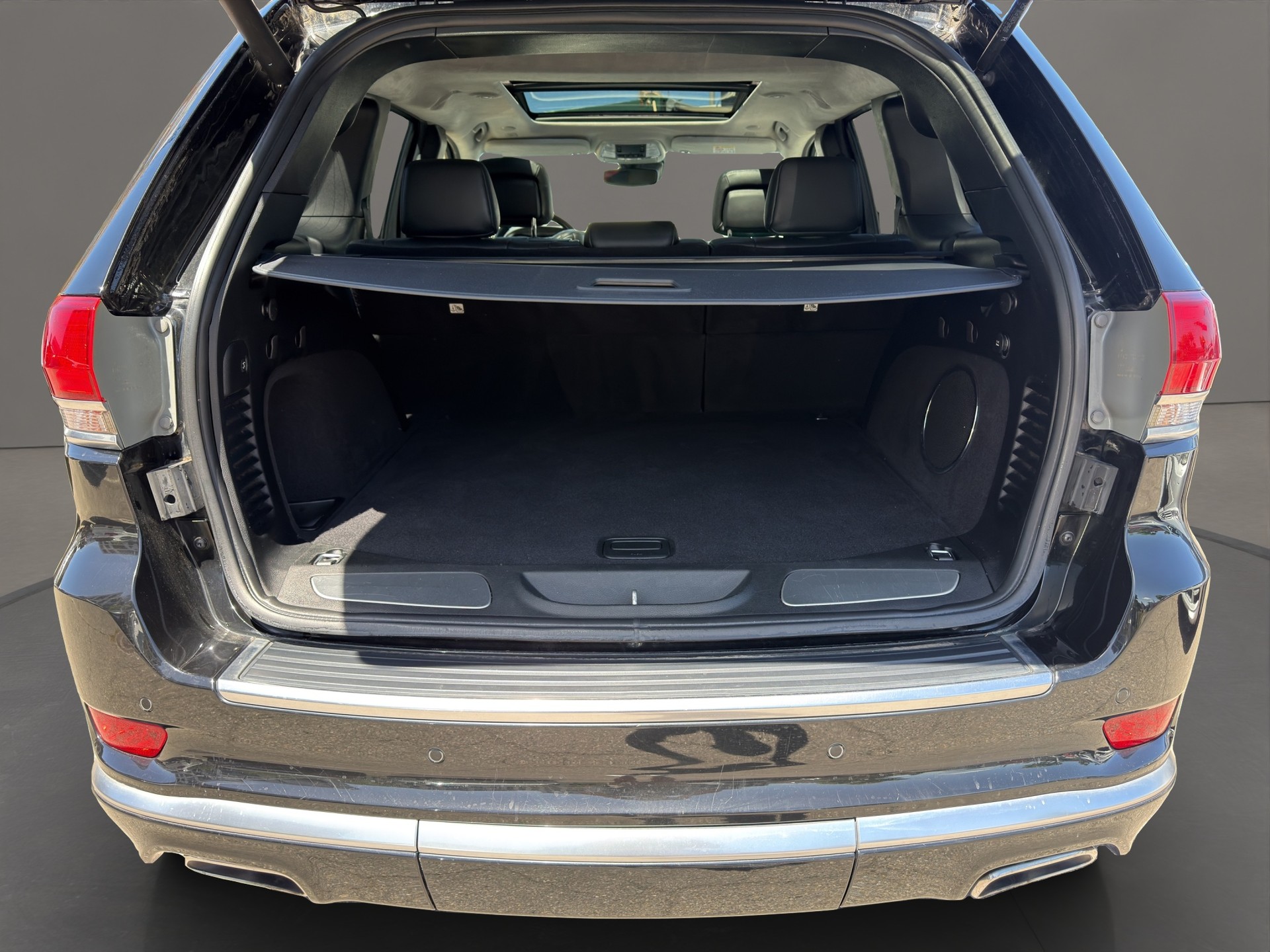 JEEP Grand Cherokee 3.0 CRD Summit Automatic-image-21