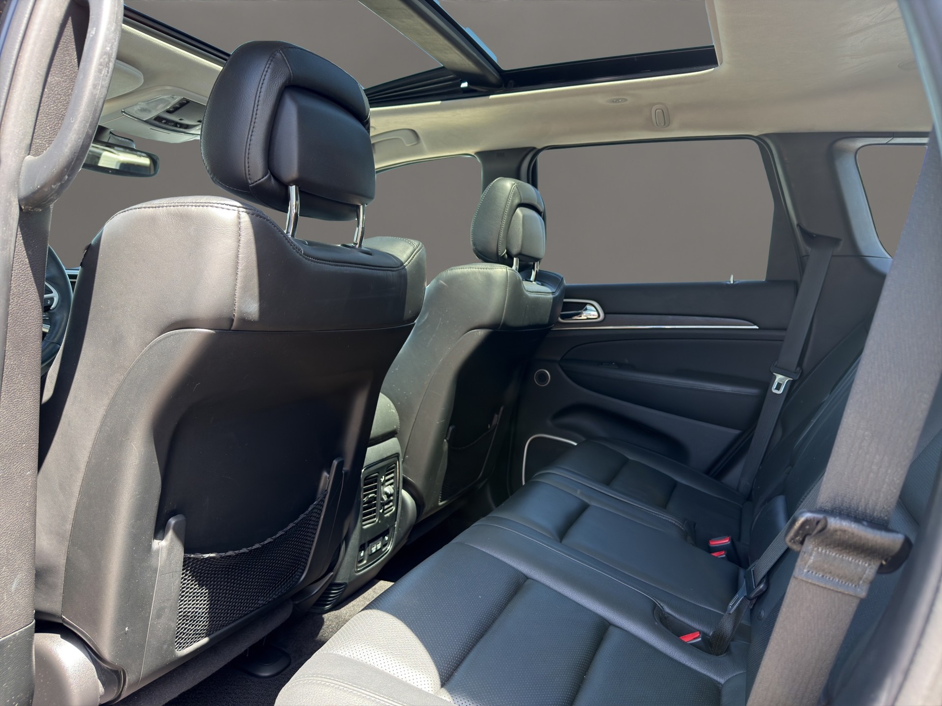 JEEP Grand Cherokee 3.0 CRD Summit Automatic-image-12