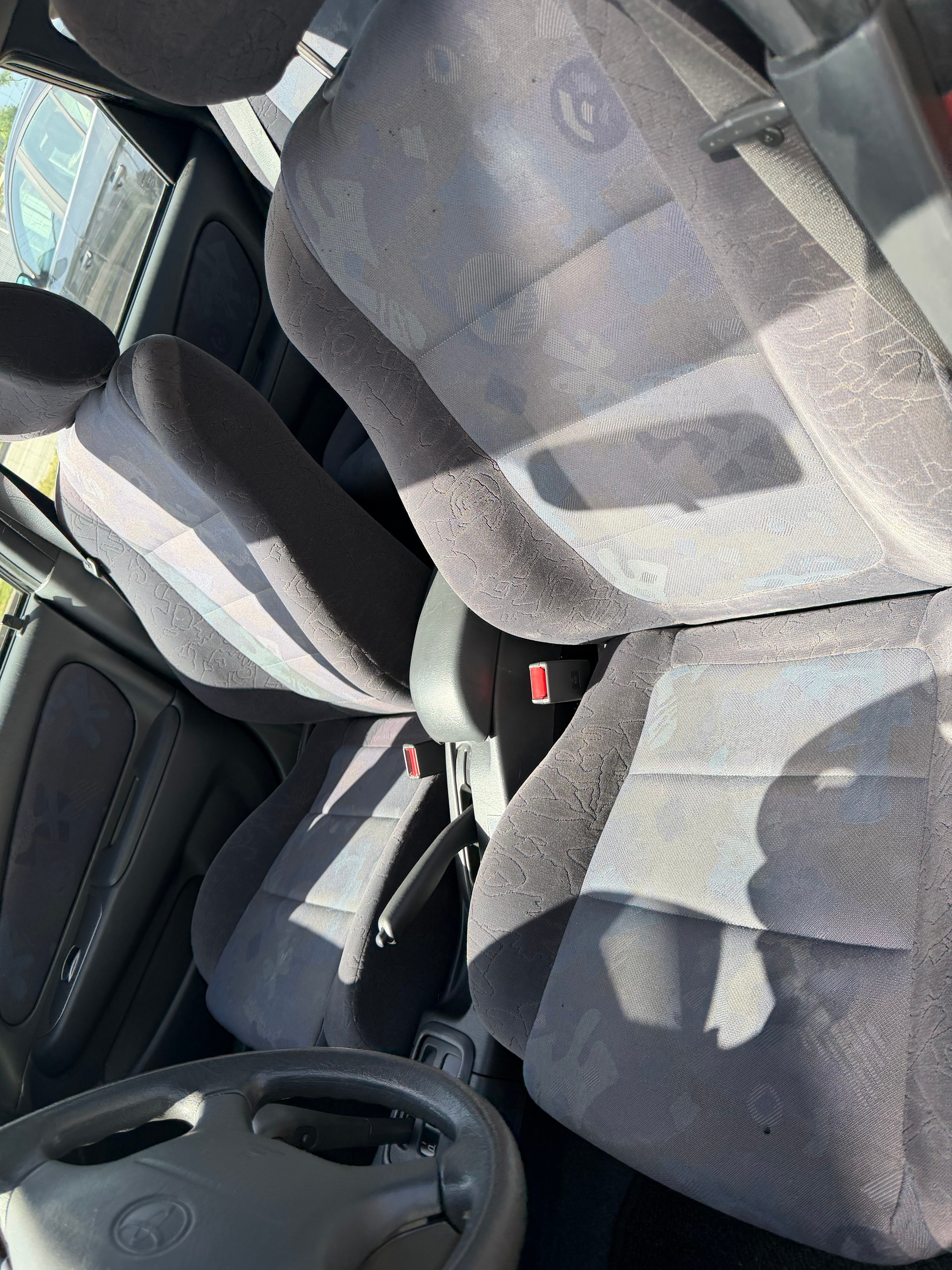 TOYOTA Corolla 1.6 Automatique-image-8
