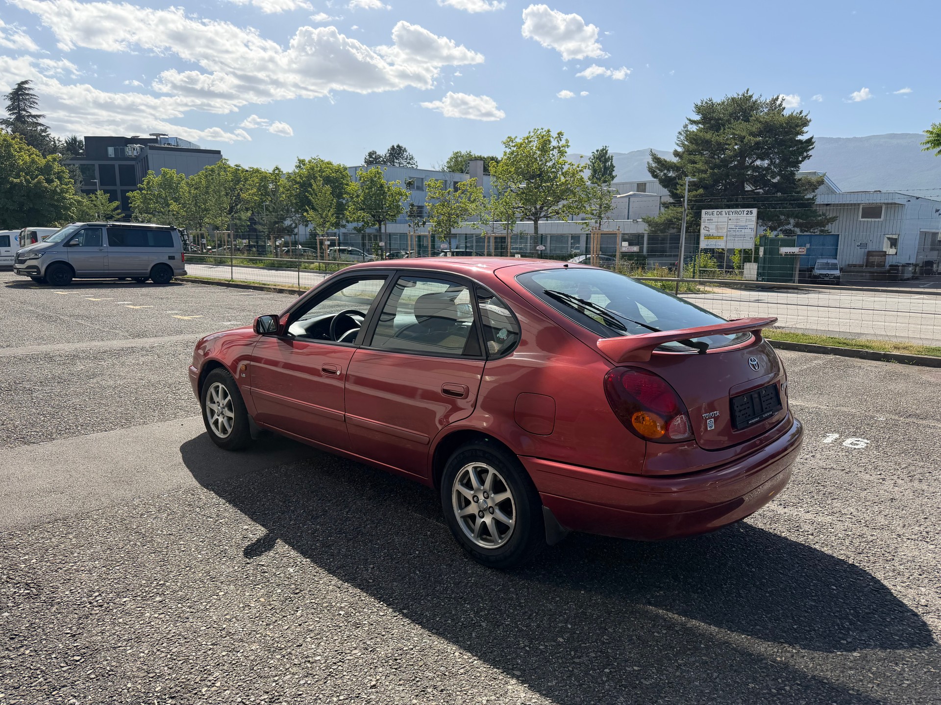 TOYOTA Corolla 1.6 Automatique-image-6
