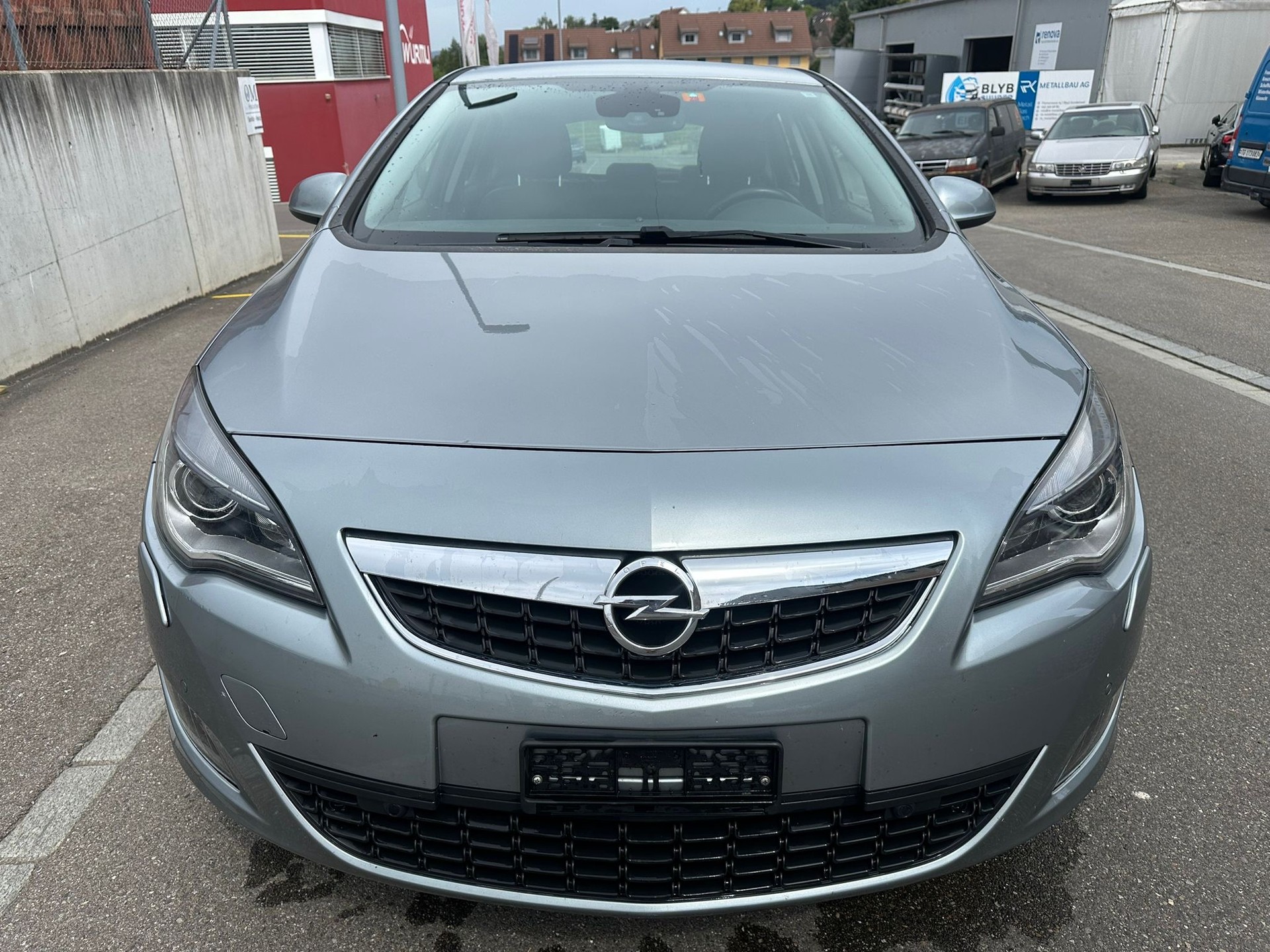 OPEL Astra 1.6i 16V Turbo Cosmo Automatic-image-0