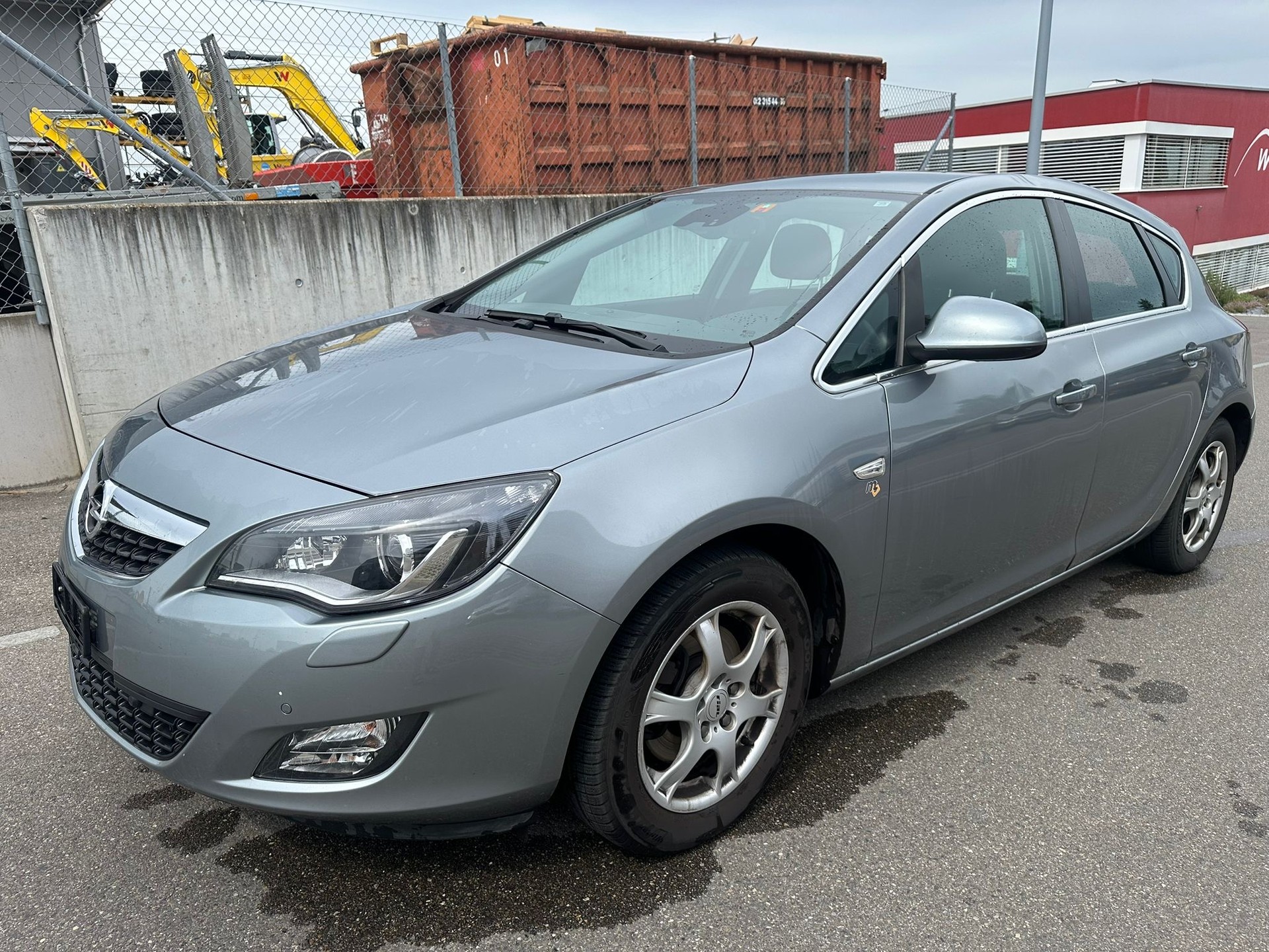 OPEL Astra 1.6i 16V Turbo Cosmo Automatic-image-1