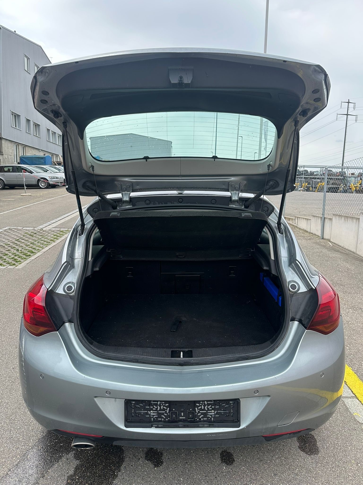 OPEL Astra 1.6i 16V Turbo Cosmo Automatic-image-13