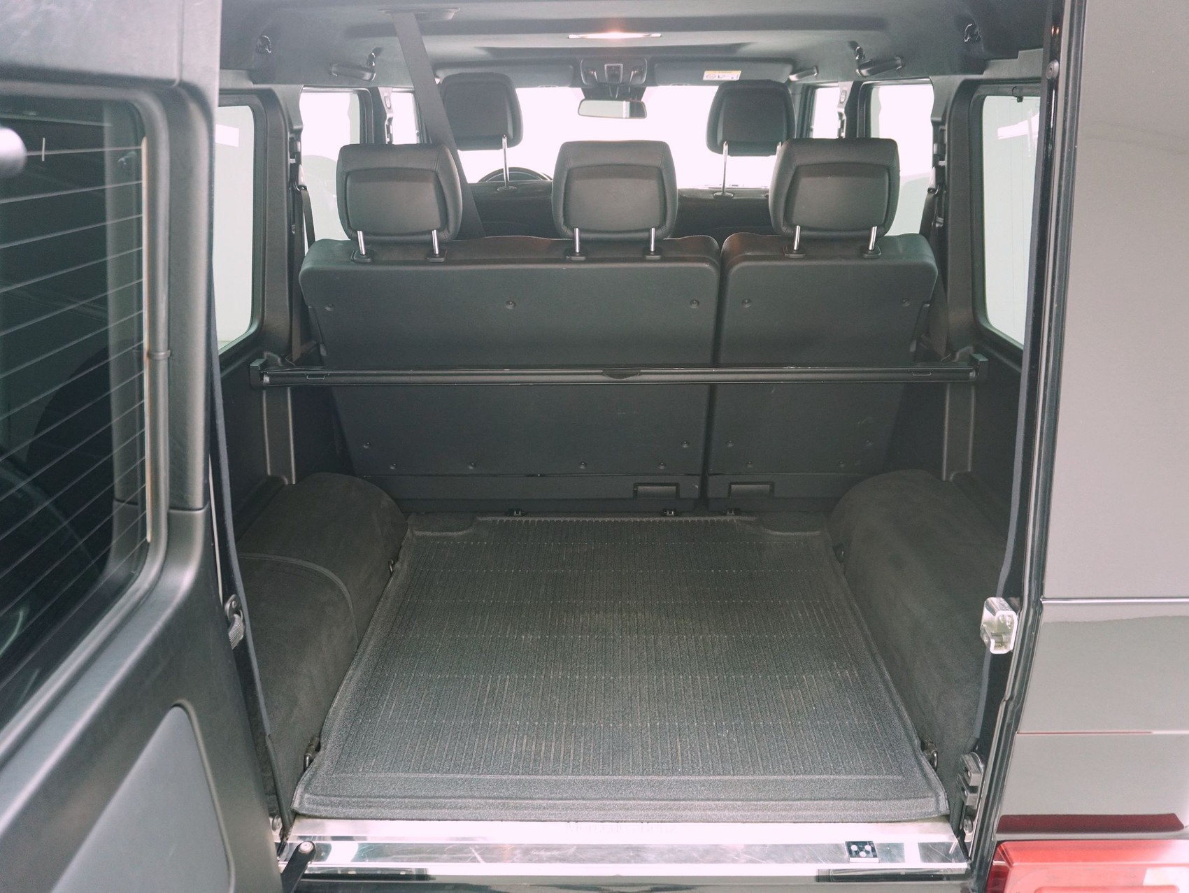 MERCEDES-BENZ G-Klasse G 500 lang Wagon-image-12