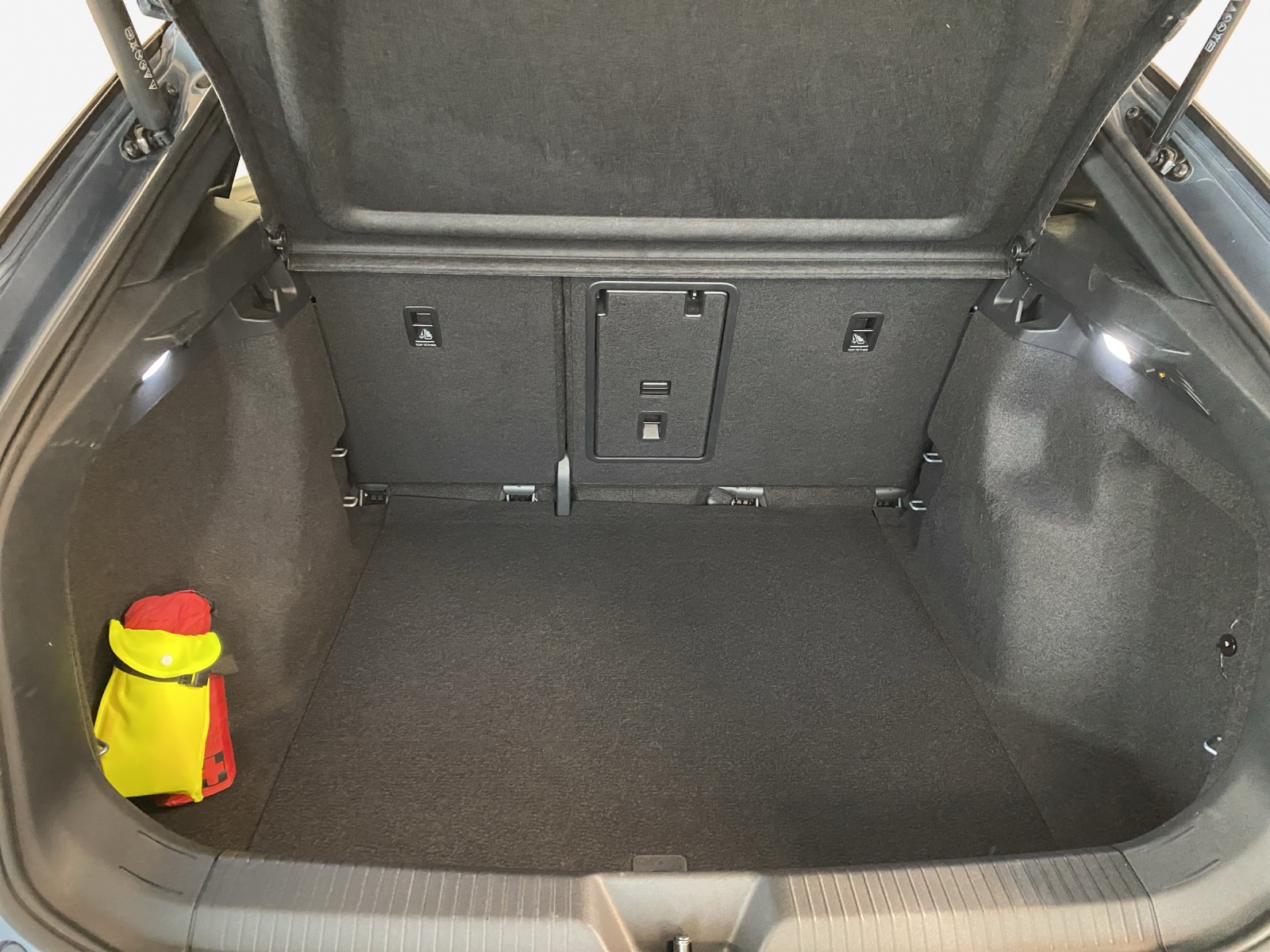 VW ID.5 Pro Performance 77 kWh-image-13