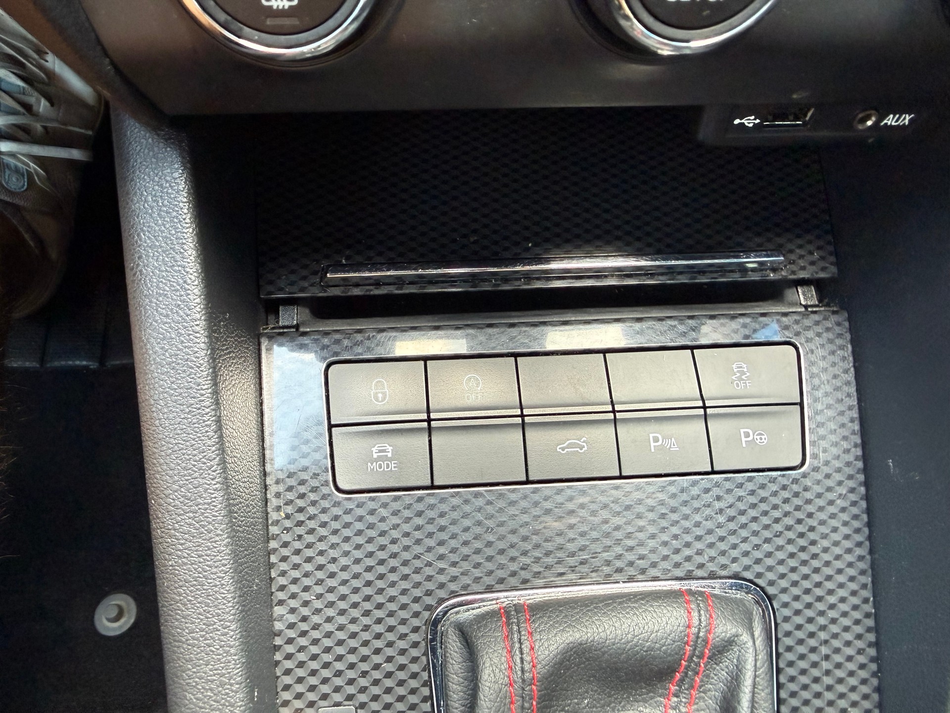 SKODA Octavia Combi 2.0 TSI RS DSG-image-19