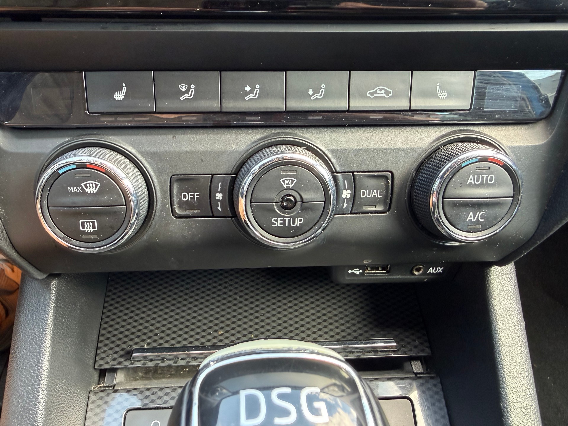 SKODA Octavia Combi 2.0 TSI RS DSG-image-20