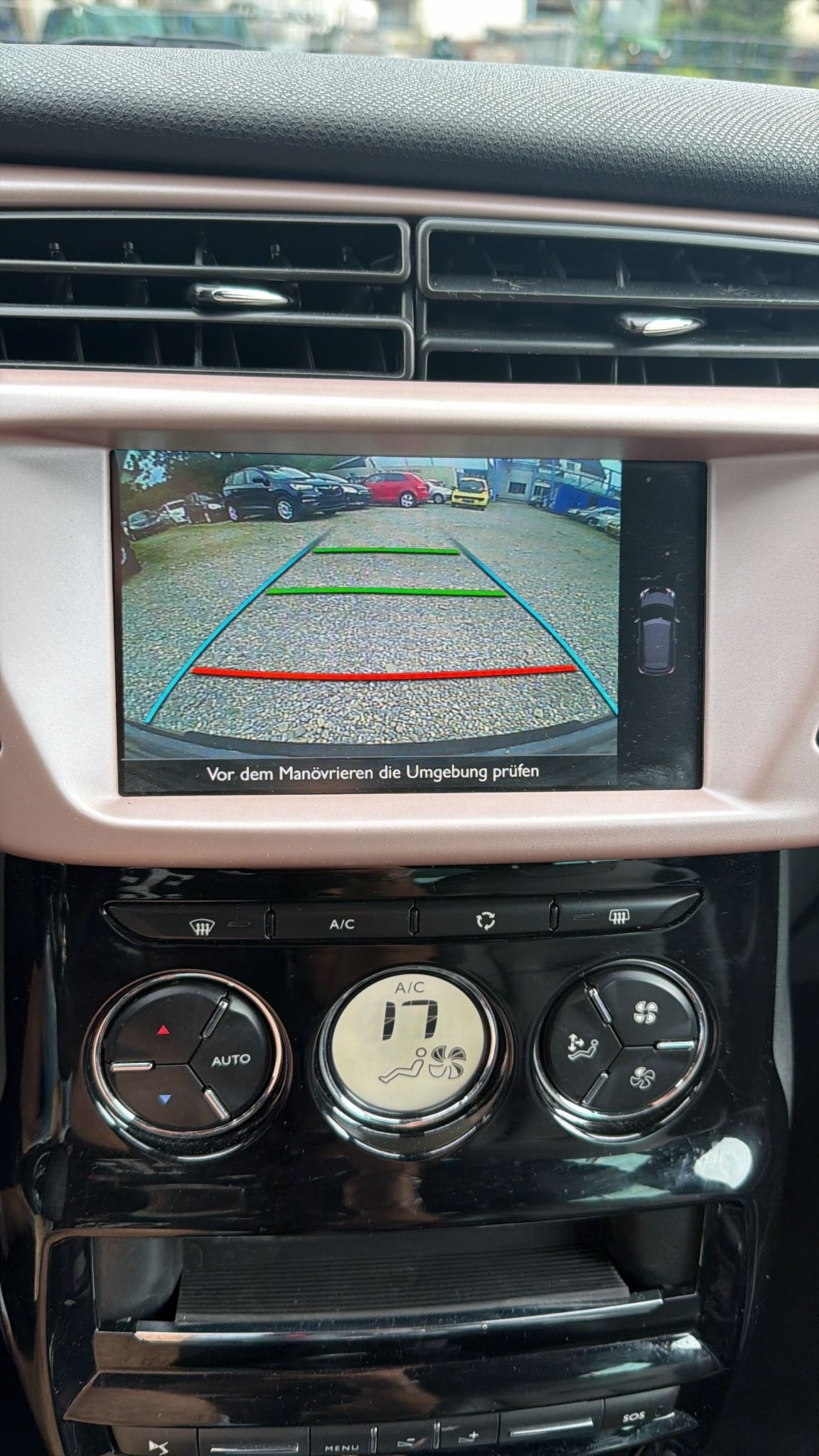 DS AUTOMOBILES DS 3 1.2 PureTech SO Chic EAT-image-5