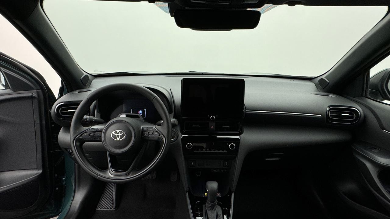 TOYOTA Yaris Cross 1.5 Style e-CVT-image-5