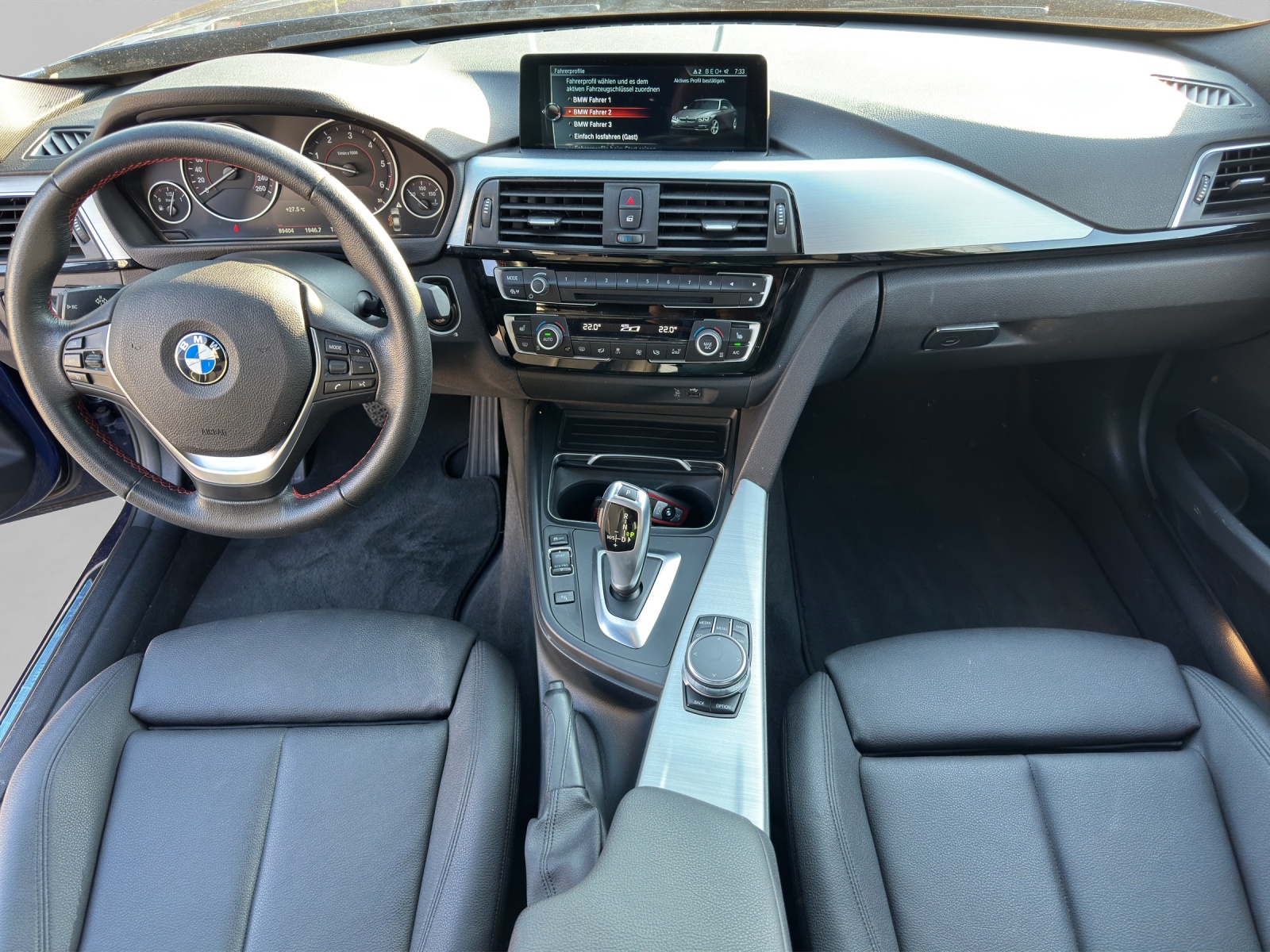 BMW 320d xDrive-image-14