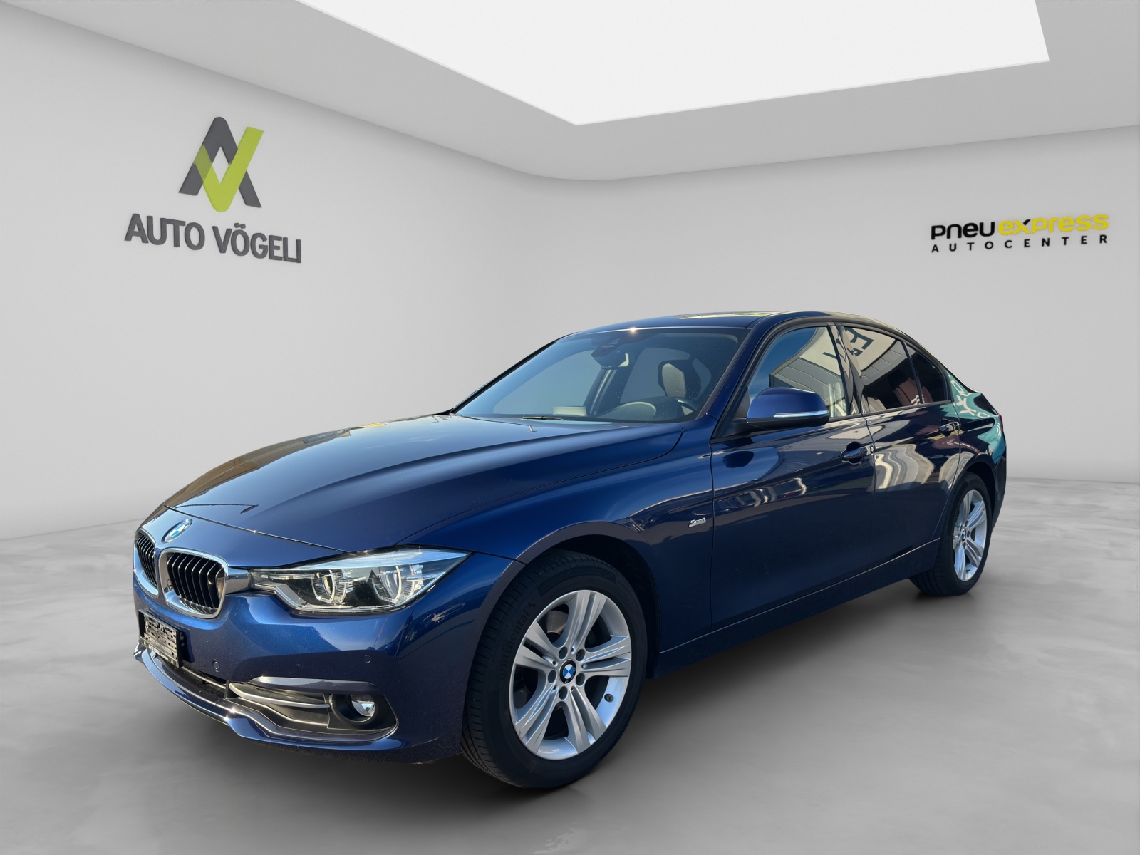 BMW 320d xDrive-image-1