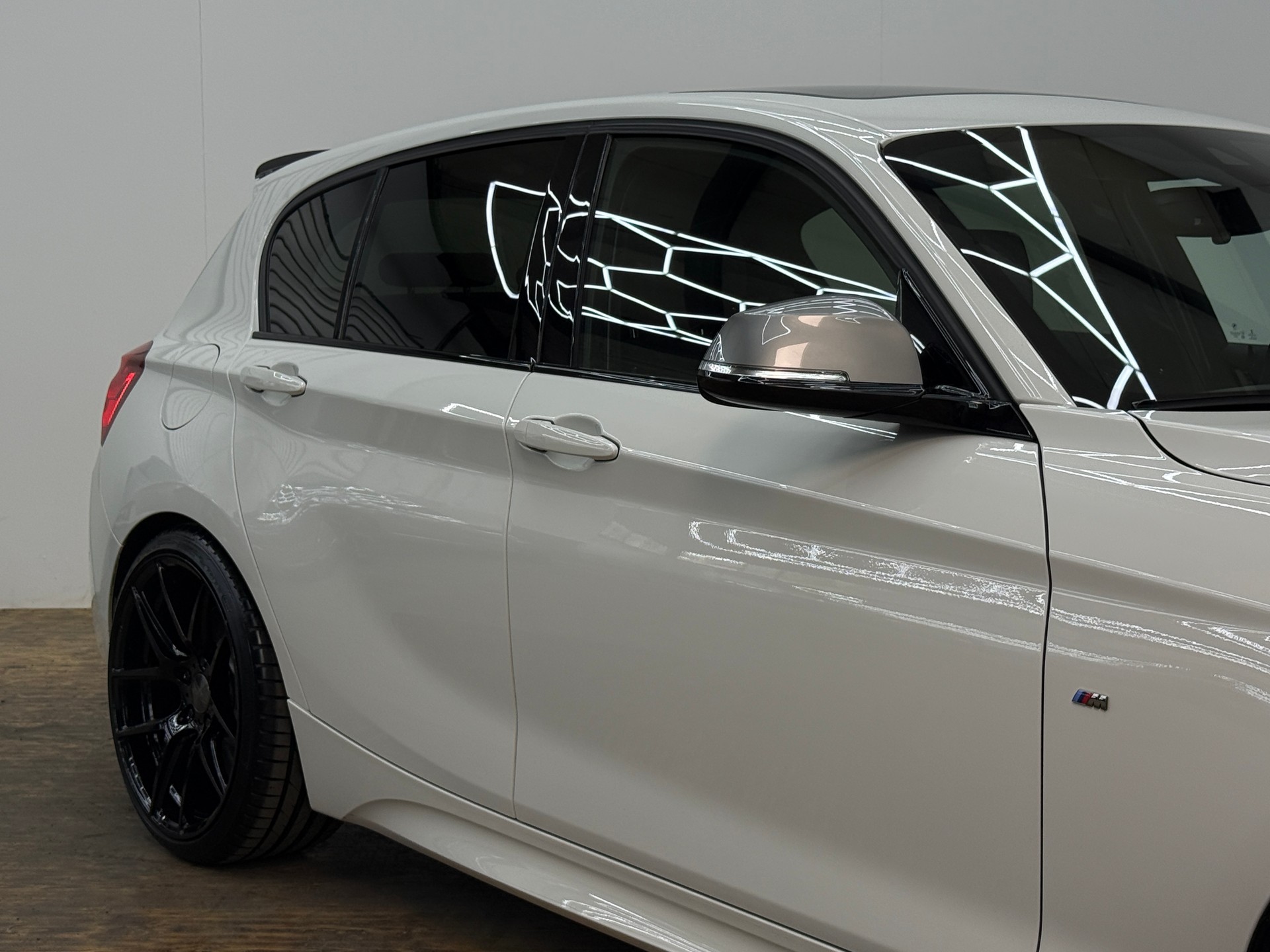 BMW M140i xDrive Steptronic-image-16
