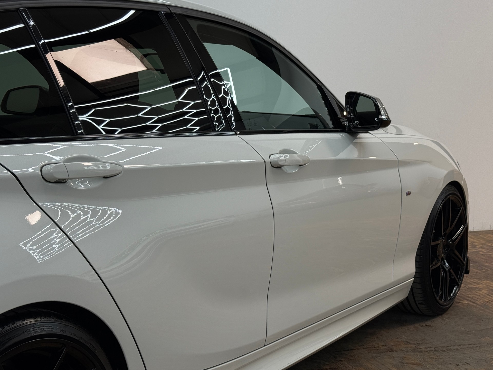 BMW M140i xDrive Steptronic-image-14