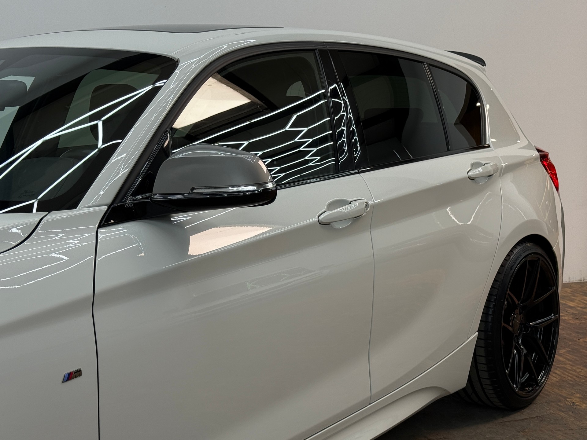 BMW M140i xDrive Steptronic-image-6