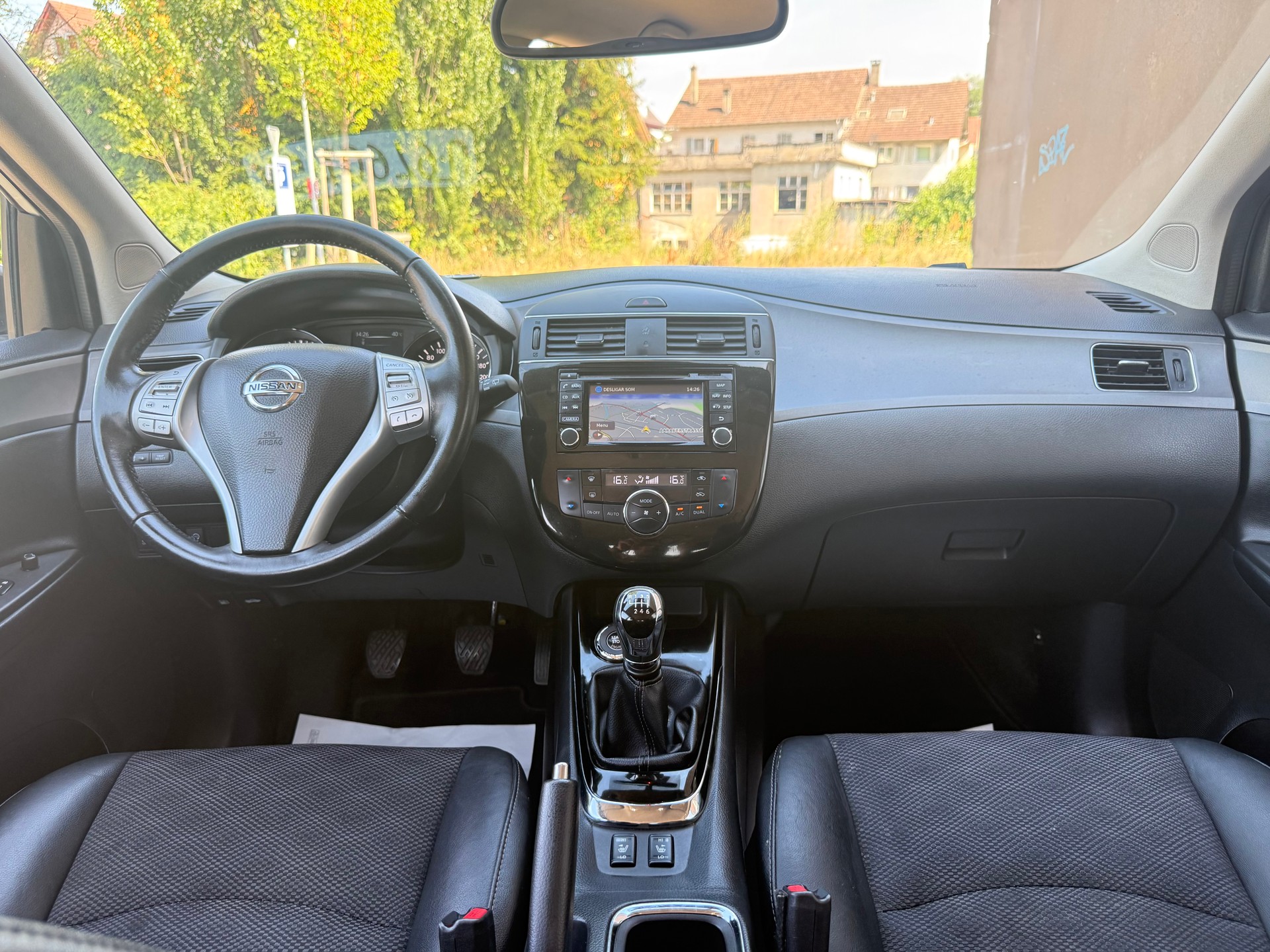 NISSAN Pulsar 1.2 DIG-N-Connecta-image-4