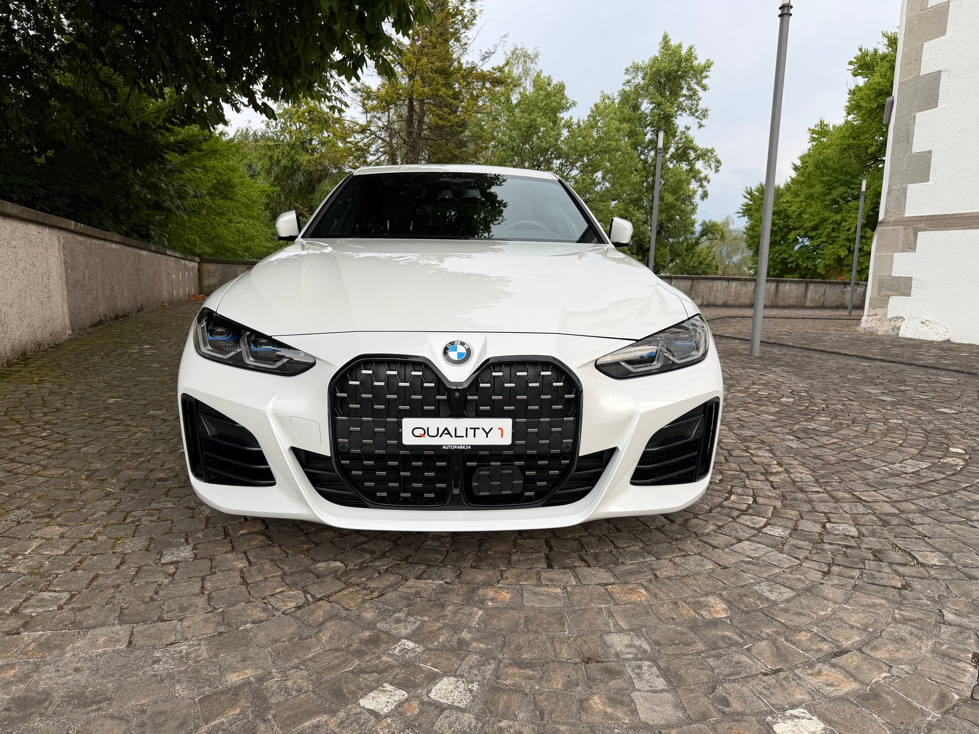 BMW 420d xDrive 48V Gran Coupé M Sport Steptronic / 1 Hand/CH-Fahrz. /Frisch ab MFK/Service gepflegt /36 Monate Garantie/Laser-image-1