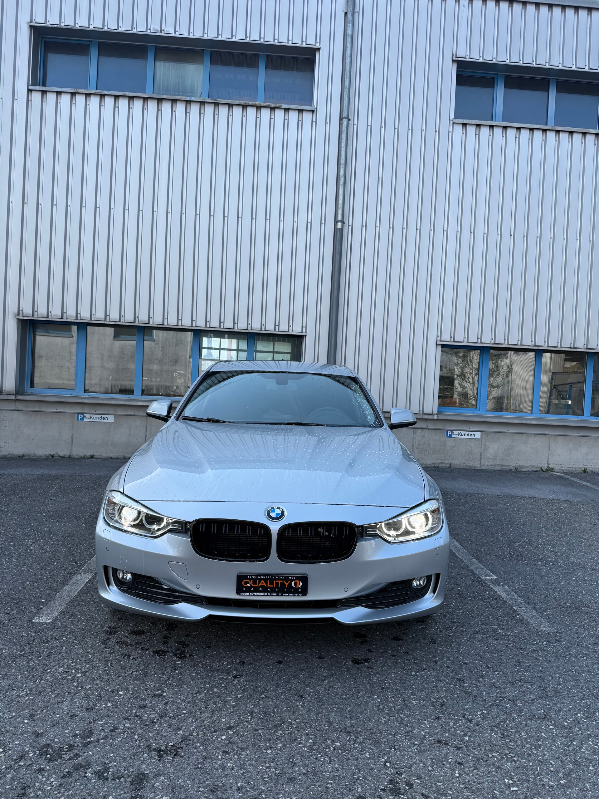 BMW 320d xDrive Modern Line Steptronic-image-2