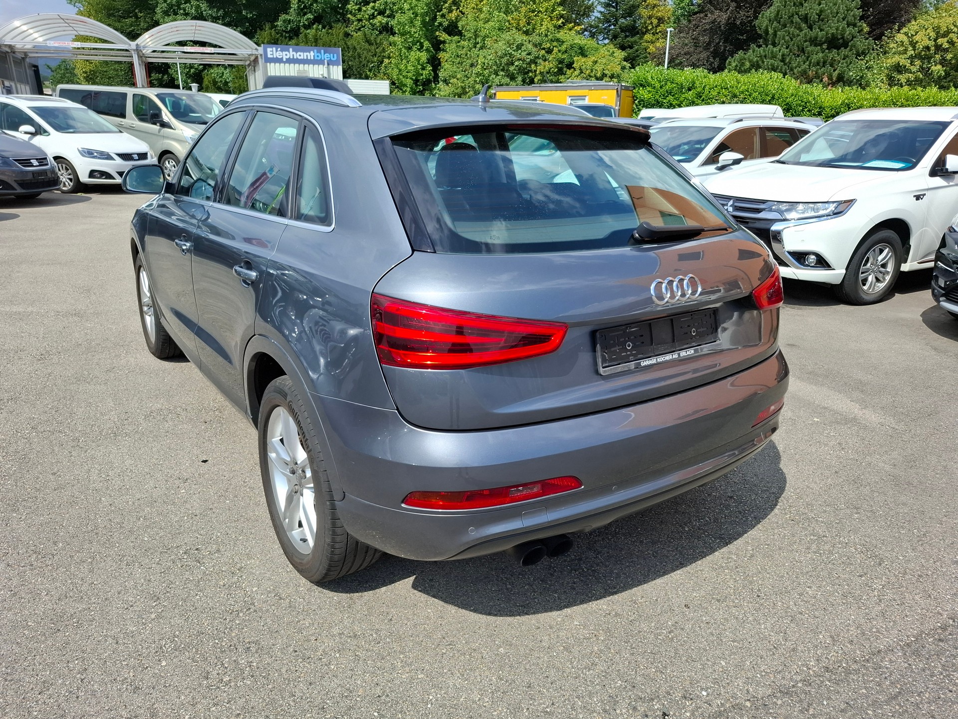 AUDI Q3 2.0 TFSI quattro S-tronic-image-3