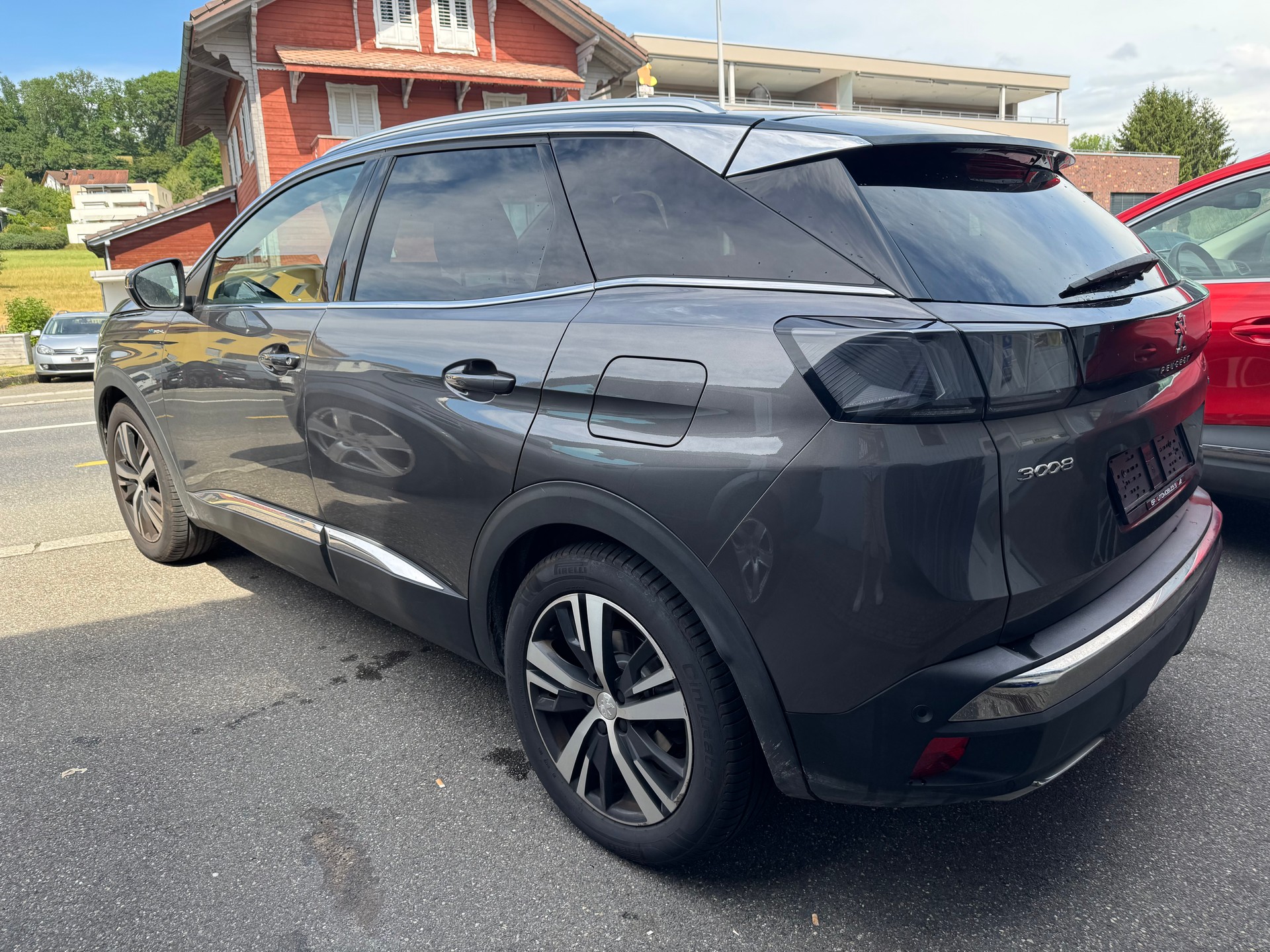 PEUGEOT 3008 300e Hybrid4 GT EAT8-image-5