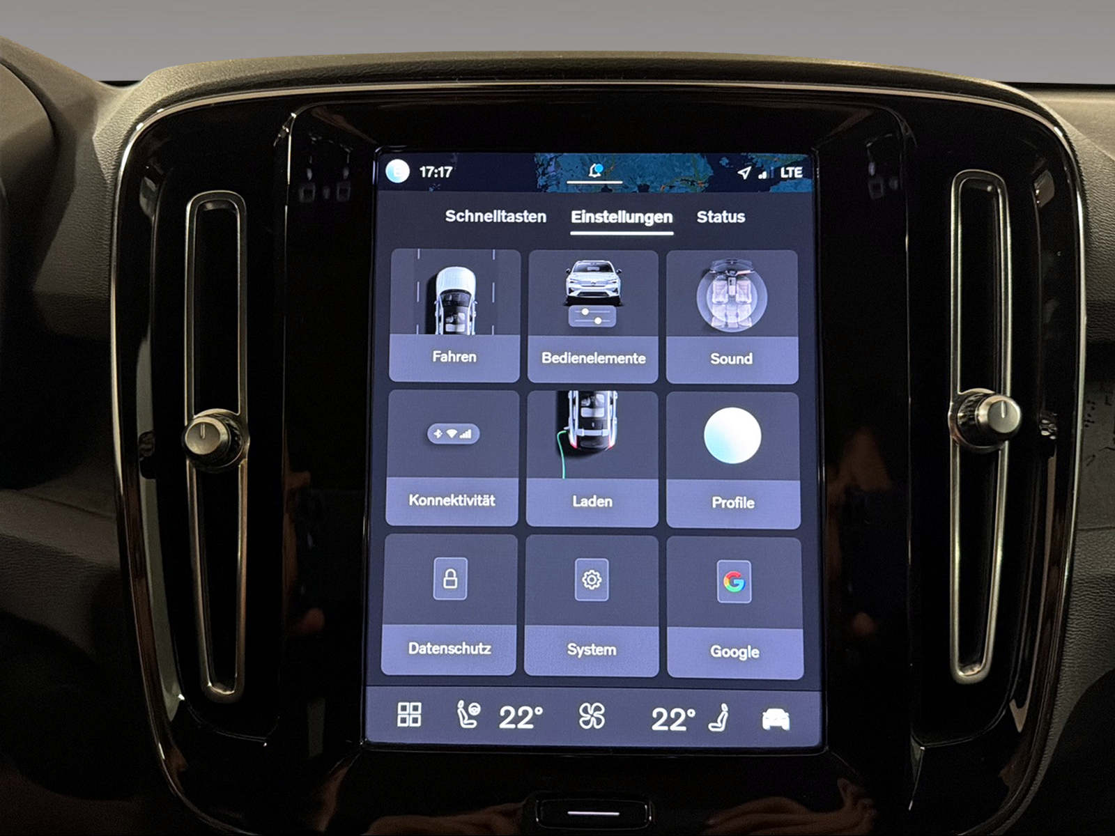 VOLVO C40 P6 Recharge Ultimate-image-12