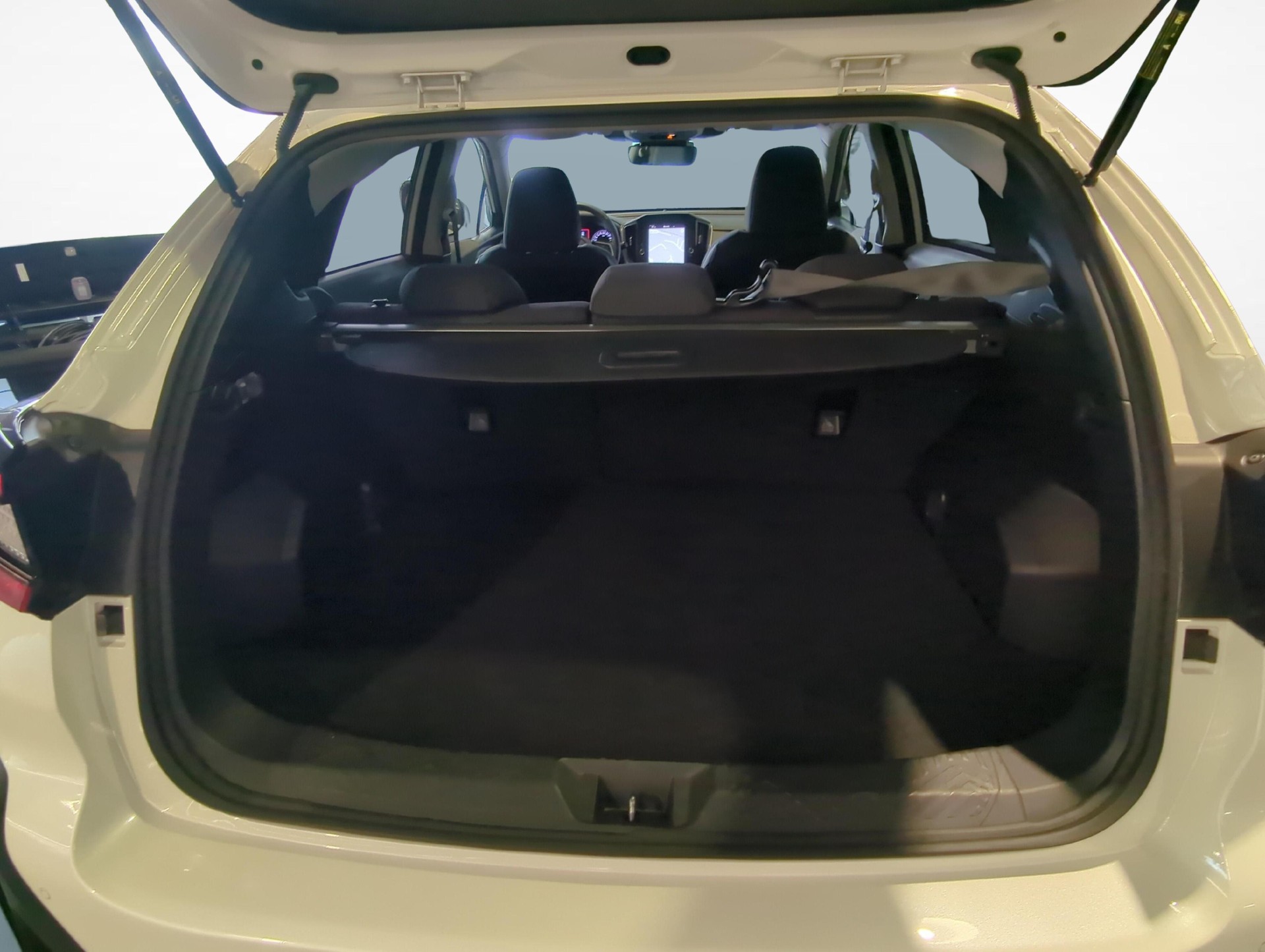 SUBARU Crosstrek 2.0i e-Boxer Swiss Plus-image-11