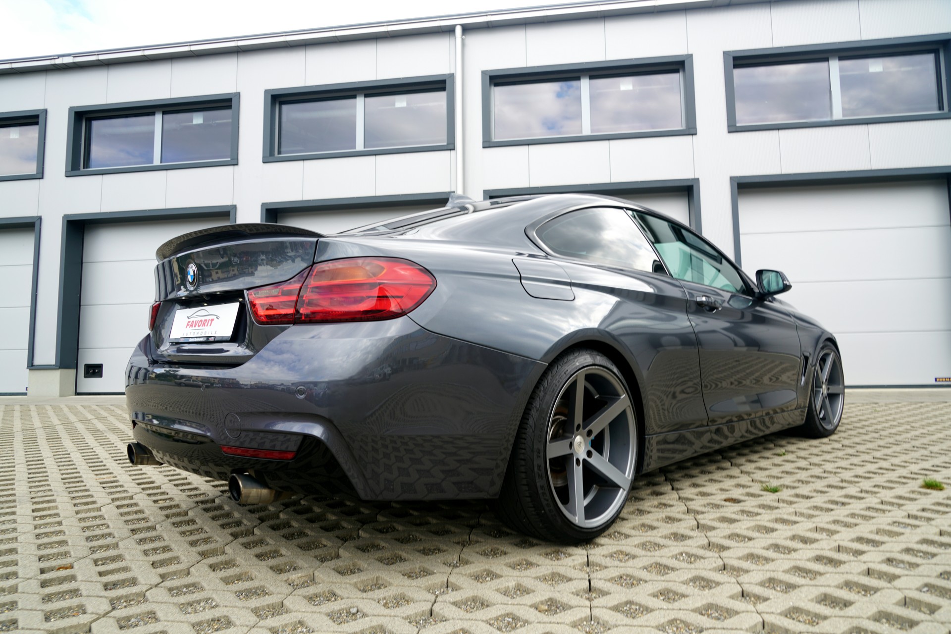 BMW 420i Coupé M Sport Line Steptronic-image-2