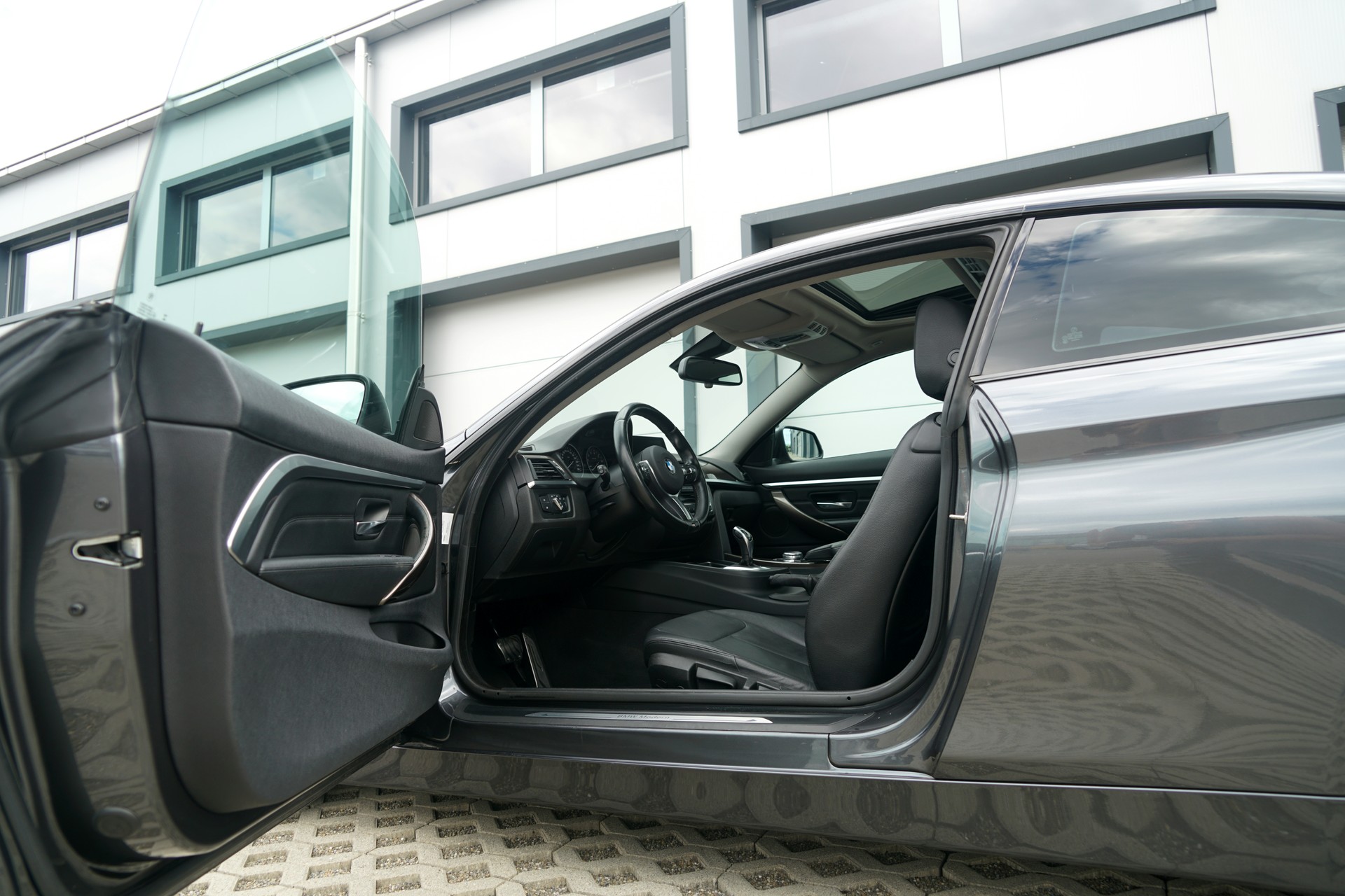 BMW 420i Coupé M Sport Line Steptronic-image-5