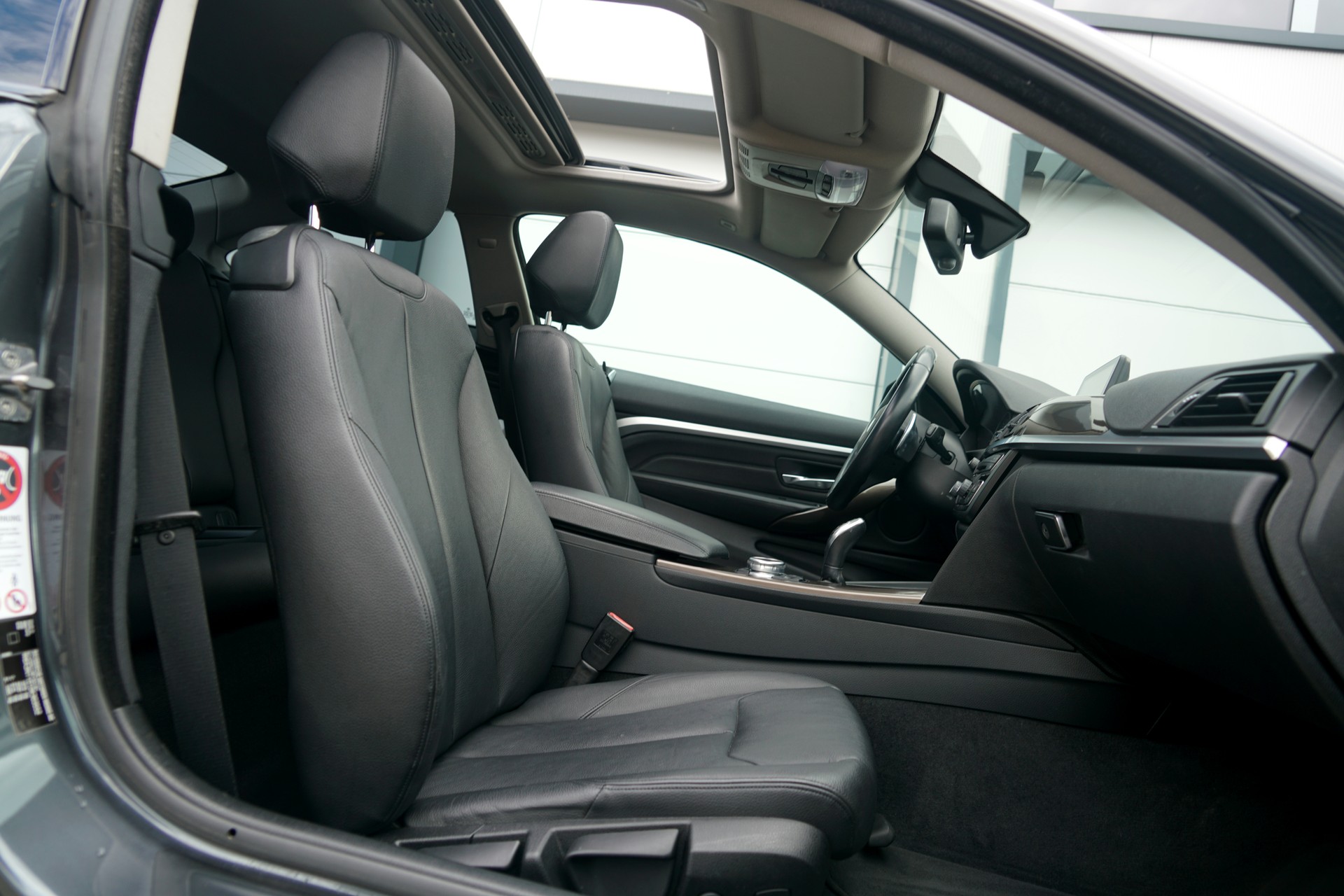 BMW 420i Coupé M Sport Line Steptronic-image-13