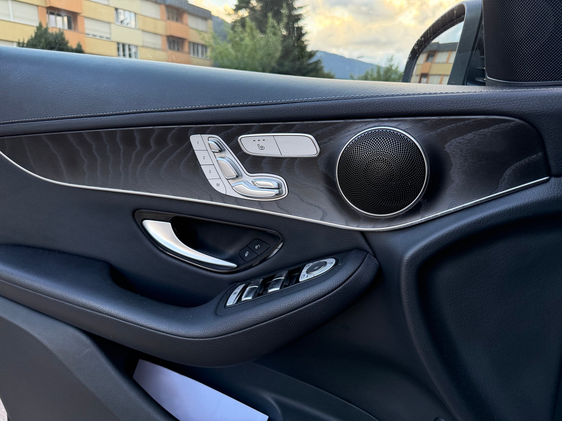 MERCEDES-BENZ GLC Coupé 250 d 4Matic 9G-Tronic-image-9