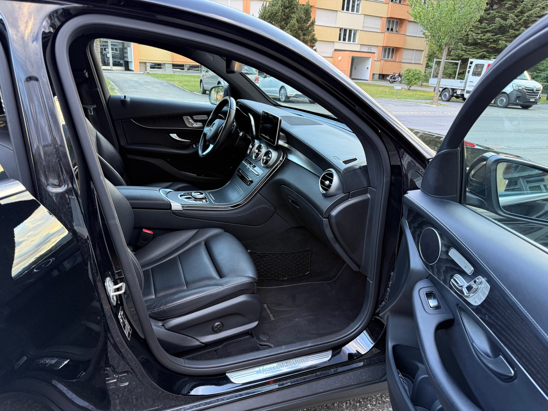 MERCEDES-BENZ GLC Coupé 250 d 4Matic 9G-Tronic-image-6