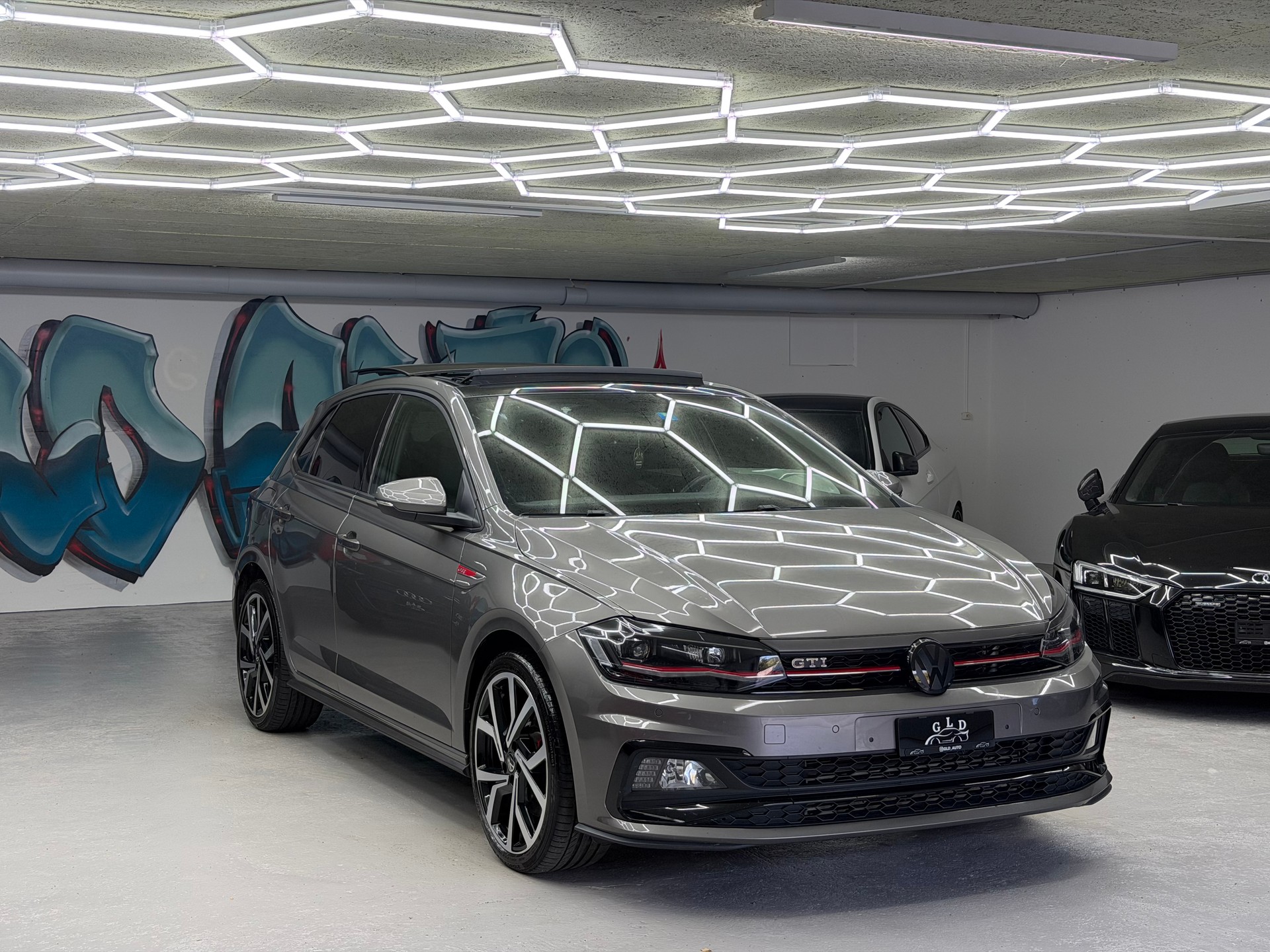 VW Polo 2.0 TSI GTI DSG-image-1