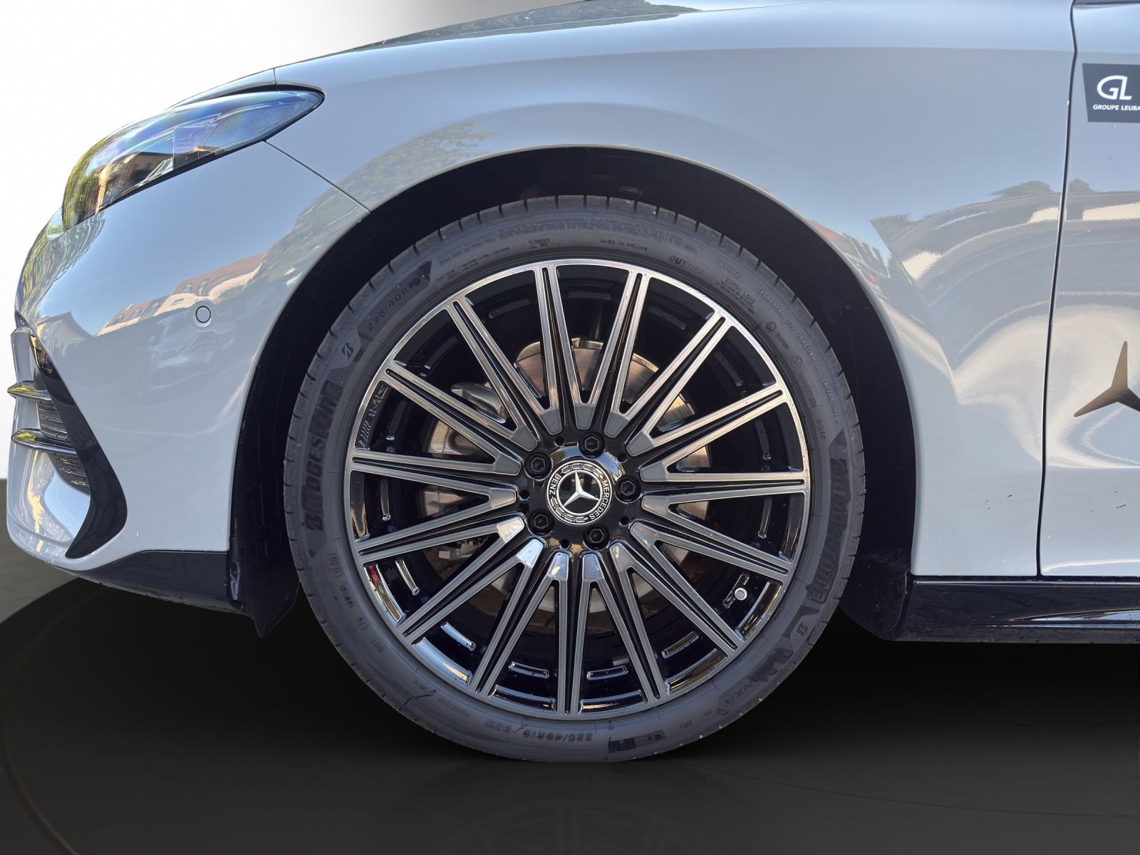 MERCEDES-BENZ CLA Shooting Brake 220 4Matic 8G-DCT-image-9