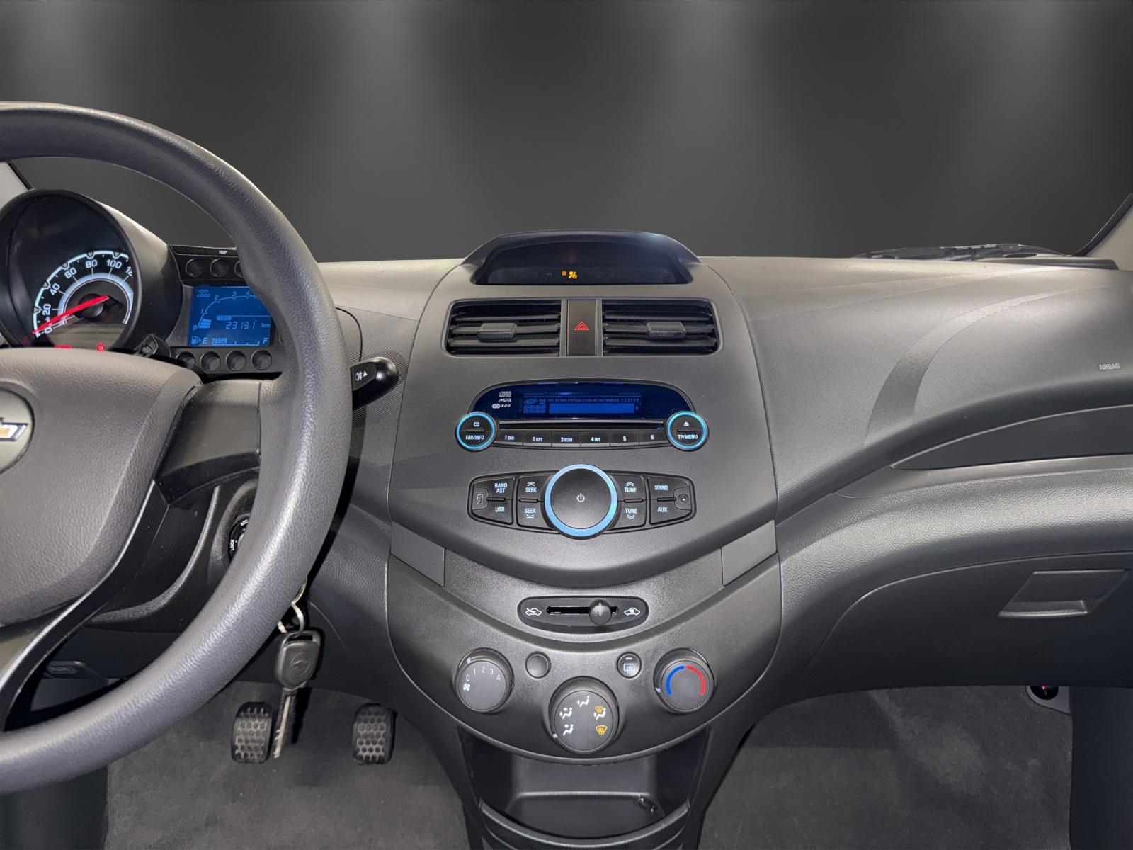CHEVROLET Spark 1.0 LS-image-10