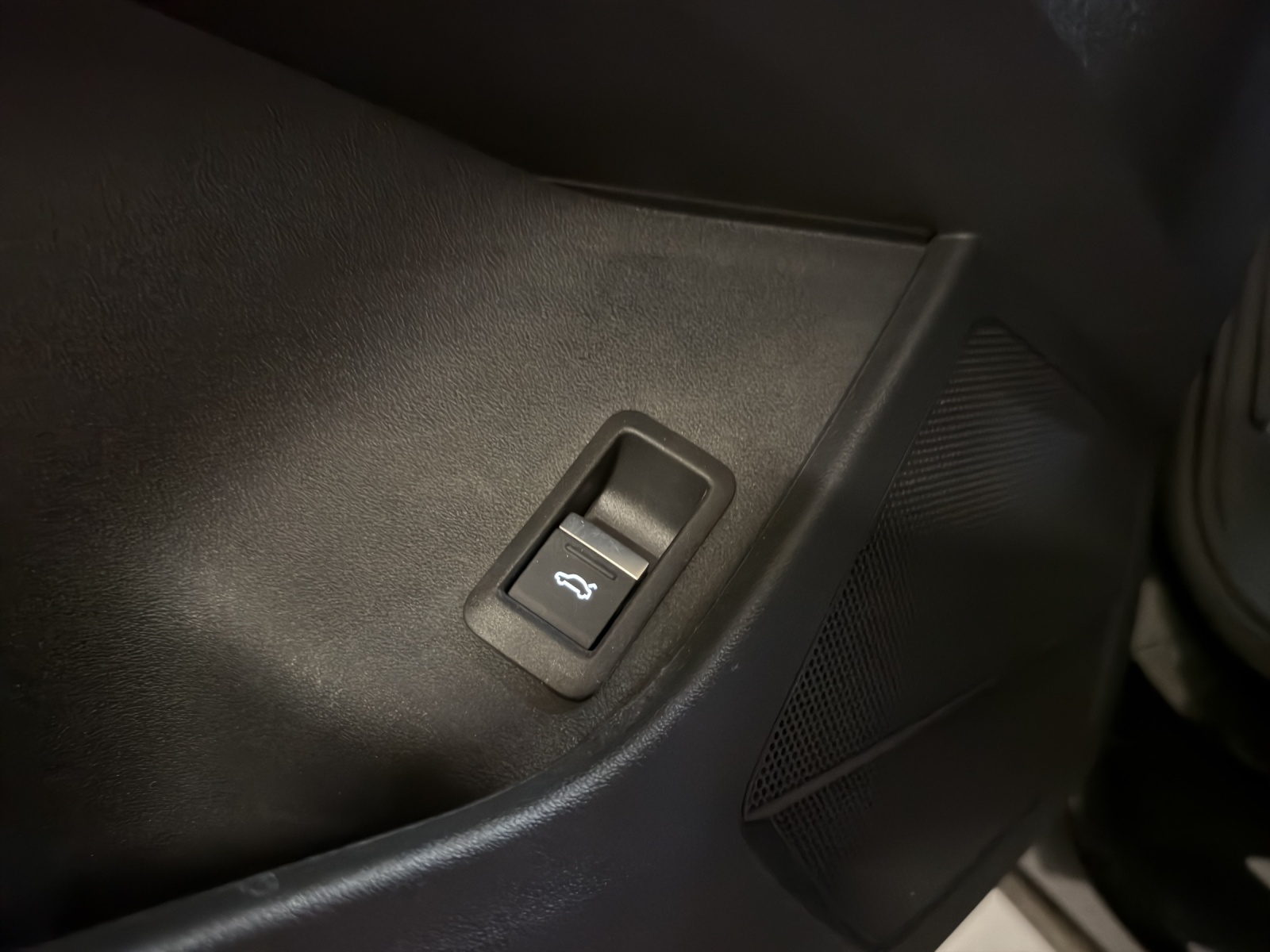 AUDI Q4 e-tron 35-image-20