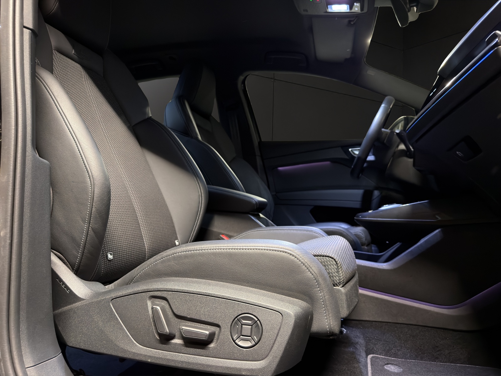 AUDI Q4 e-tron 35-image-14