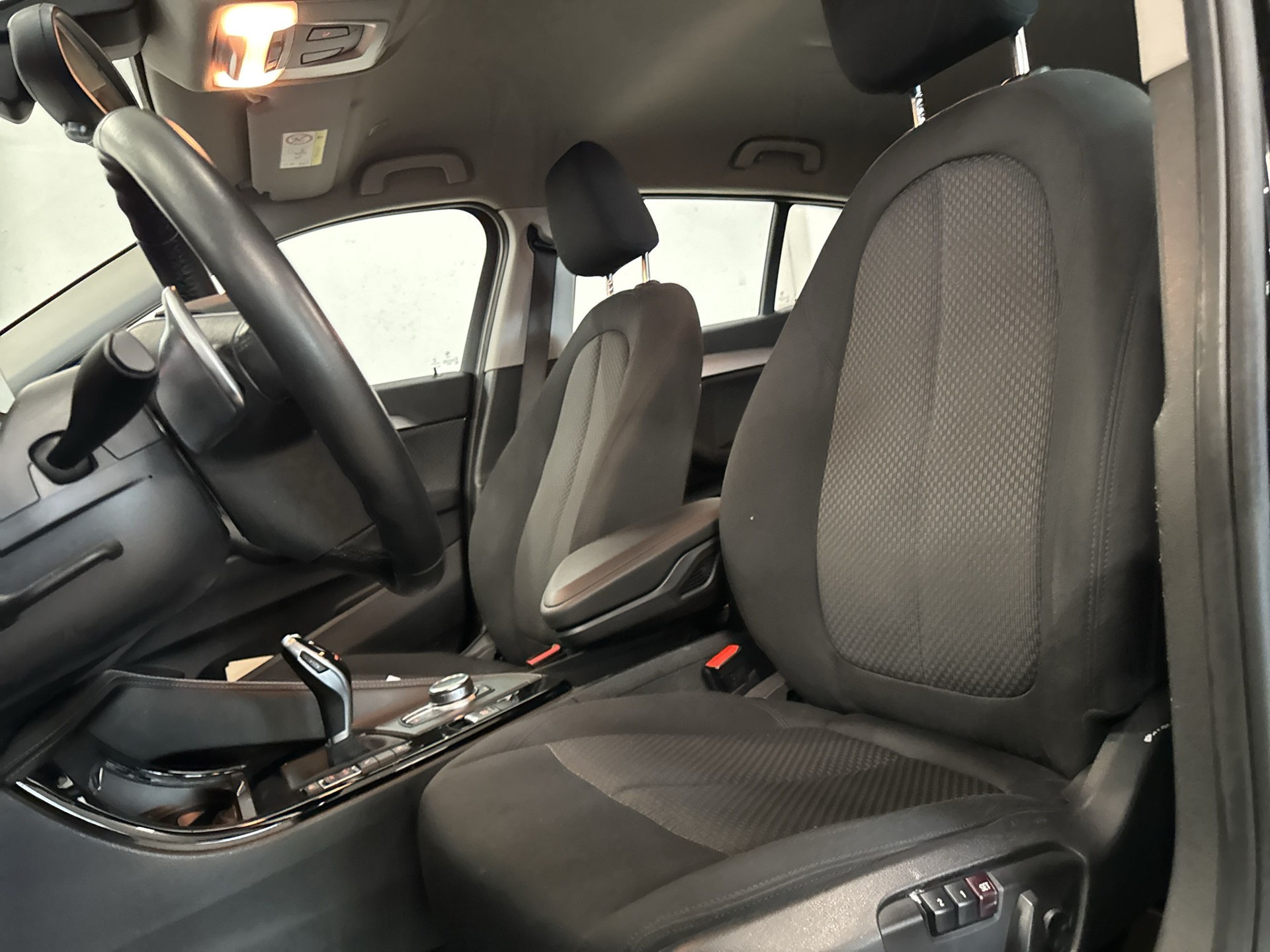 BMW X2 xDrive 18d Steptronic-image-9