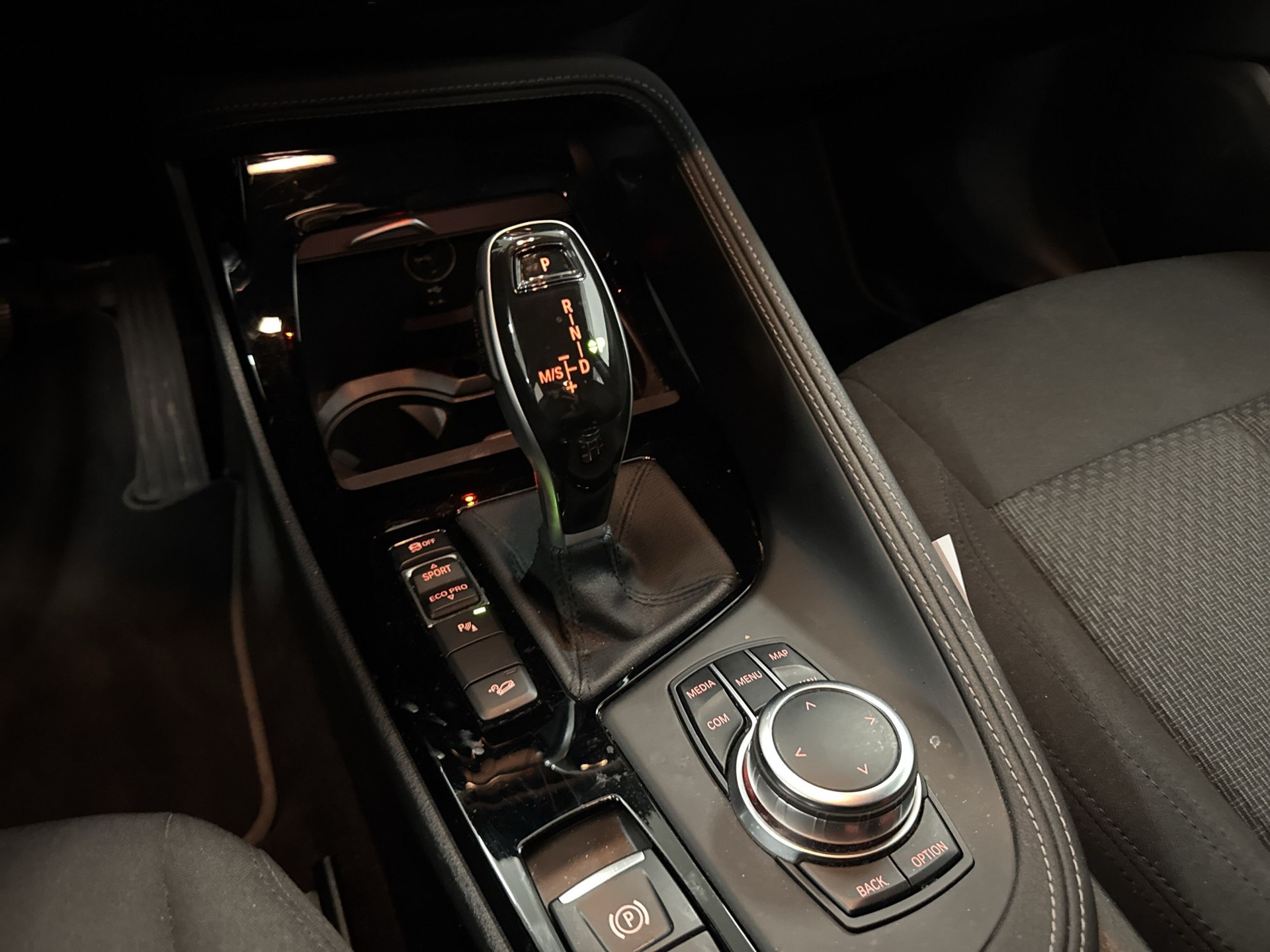 BMW X2 xDrive 18d Steptronic-image-12