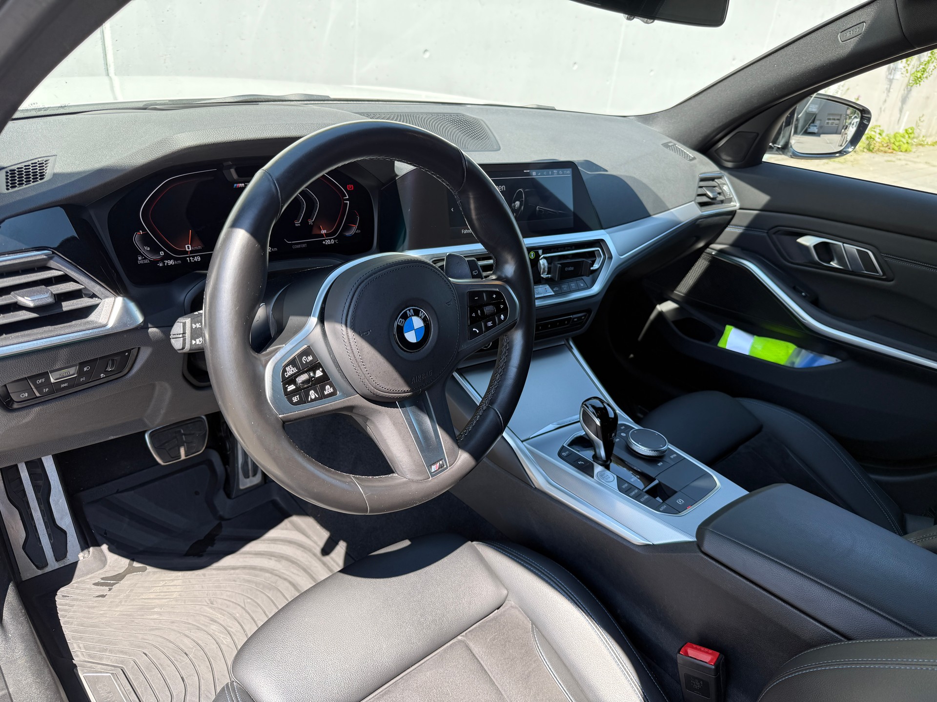 BMW M340d xDrive-image-3