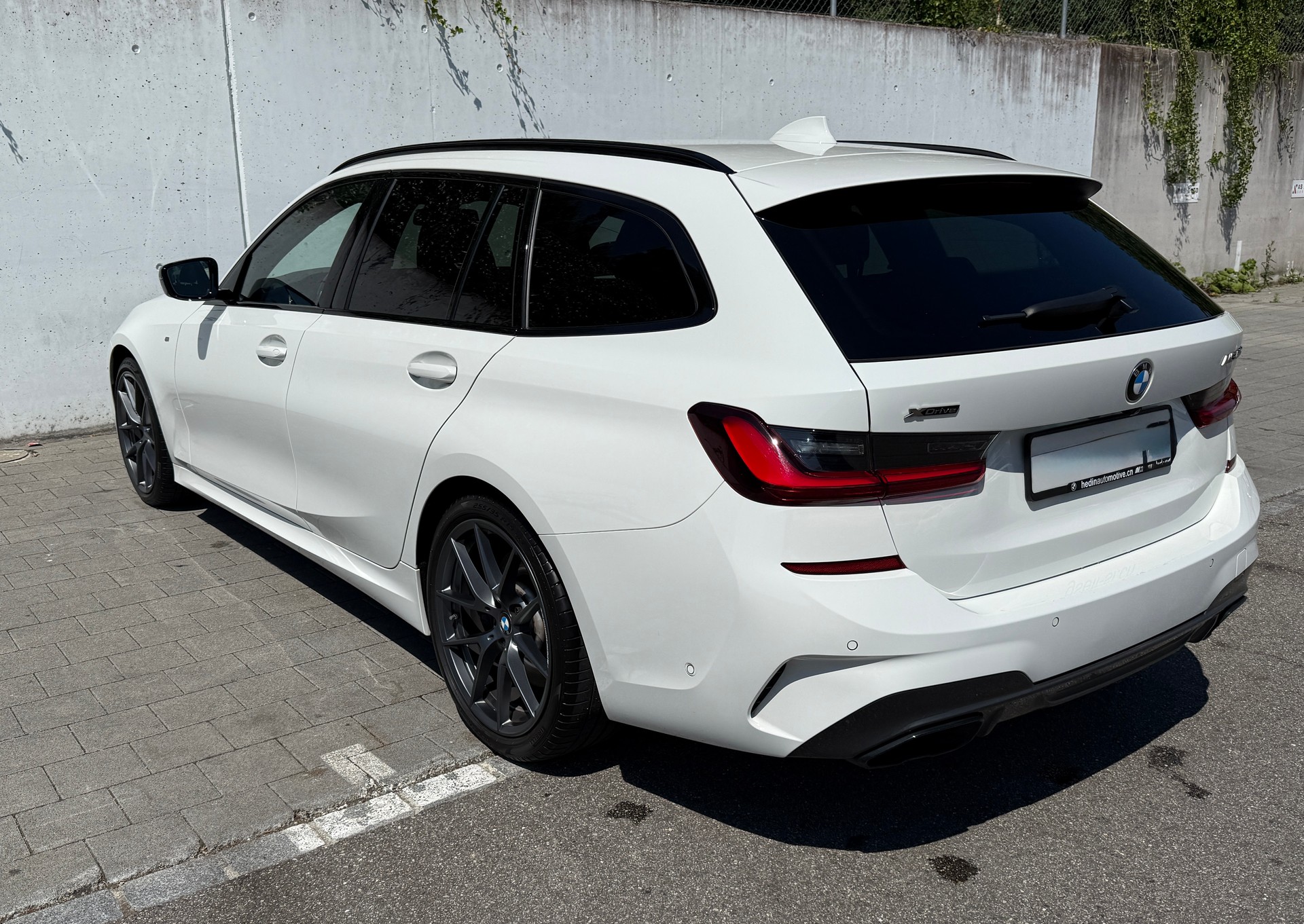 BMW M340d xDrive-image-2
