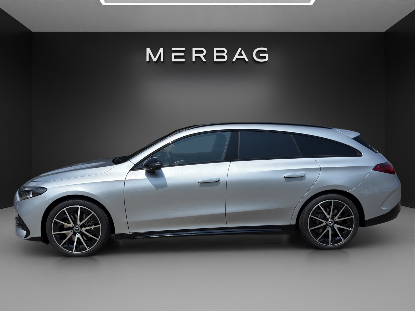 MERCEDES-BENZ CLA Shooting Brake 350 4Matic 85 kWh EQ-image-1