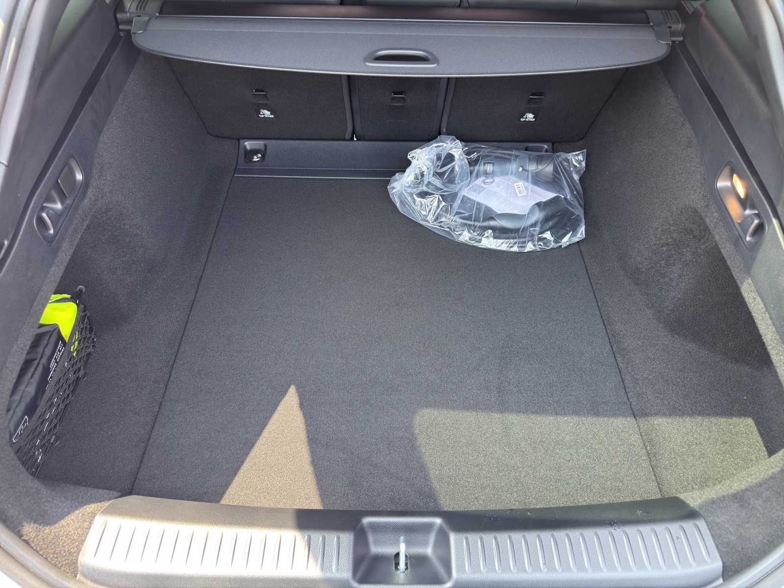 MERCEDES-BENZ CLA Shooting Brake 350 4Matic 85 kWh EQ-image-8