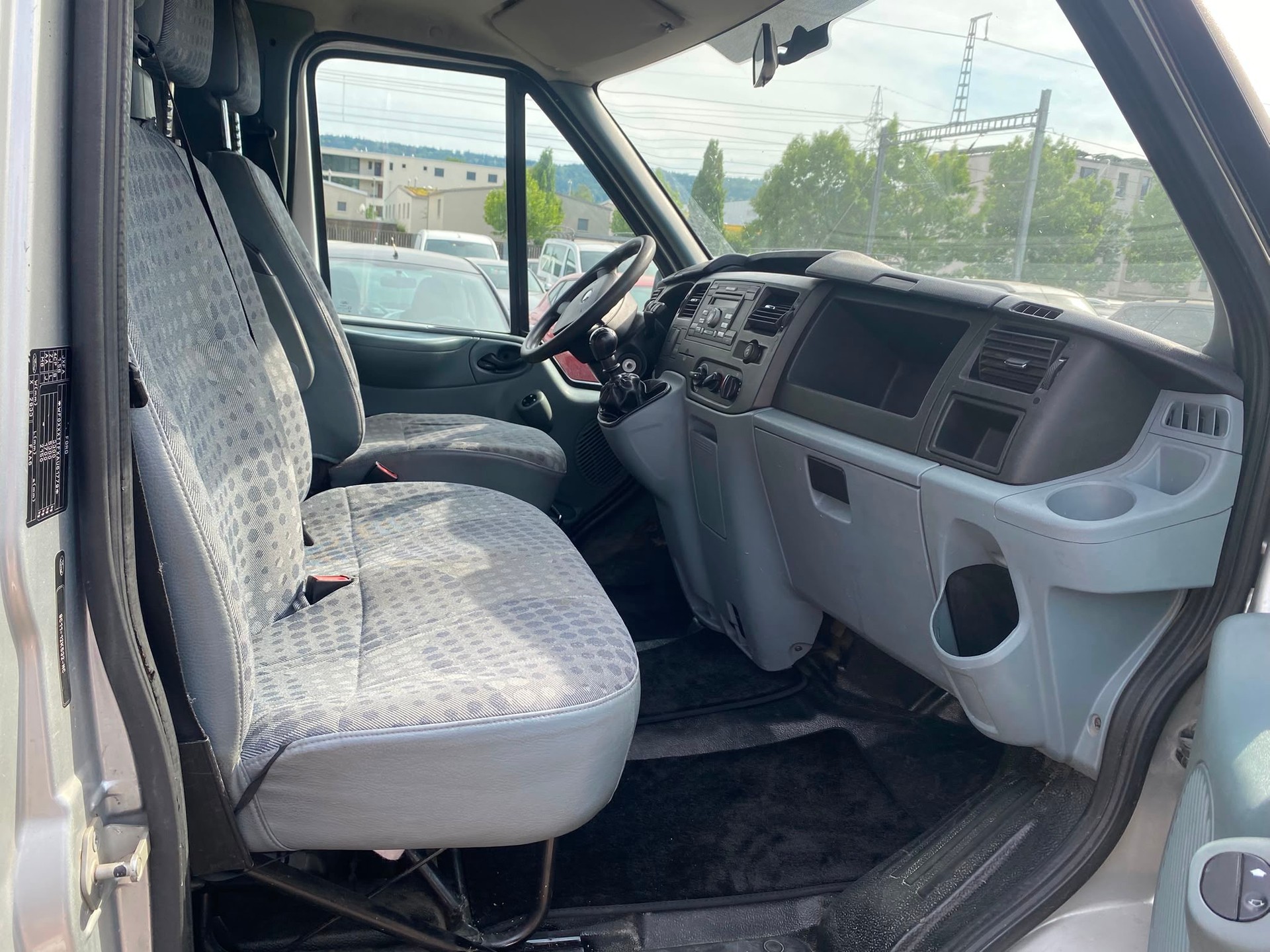 FORD Transit 2.4 TDCi 330 S-image-7