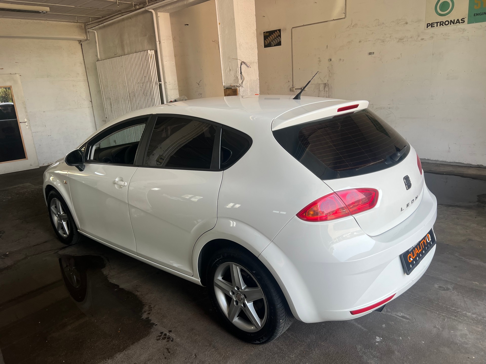 SEAT Leon 1.2 TSI Good Stuff-image-3