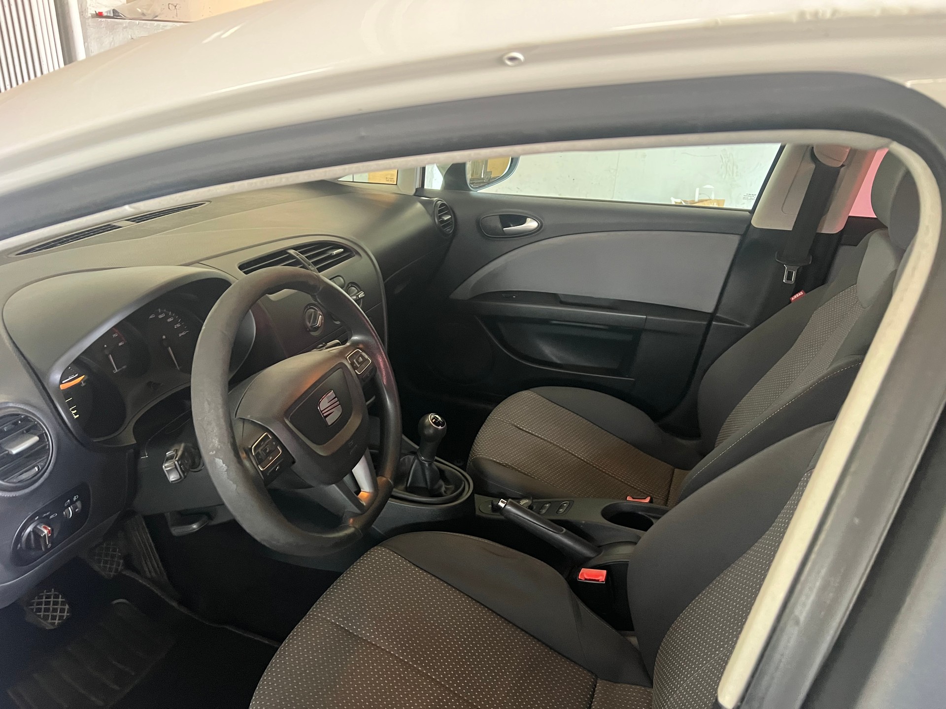 SEAT Leon 1.2 TSI Good Stuff-image-6