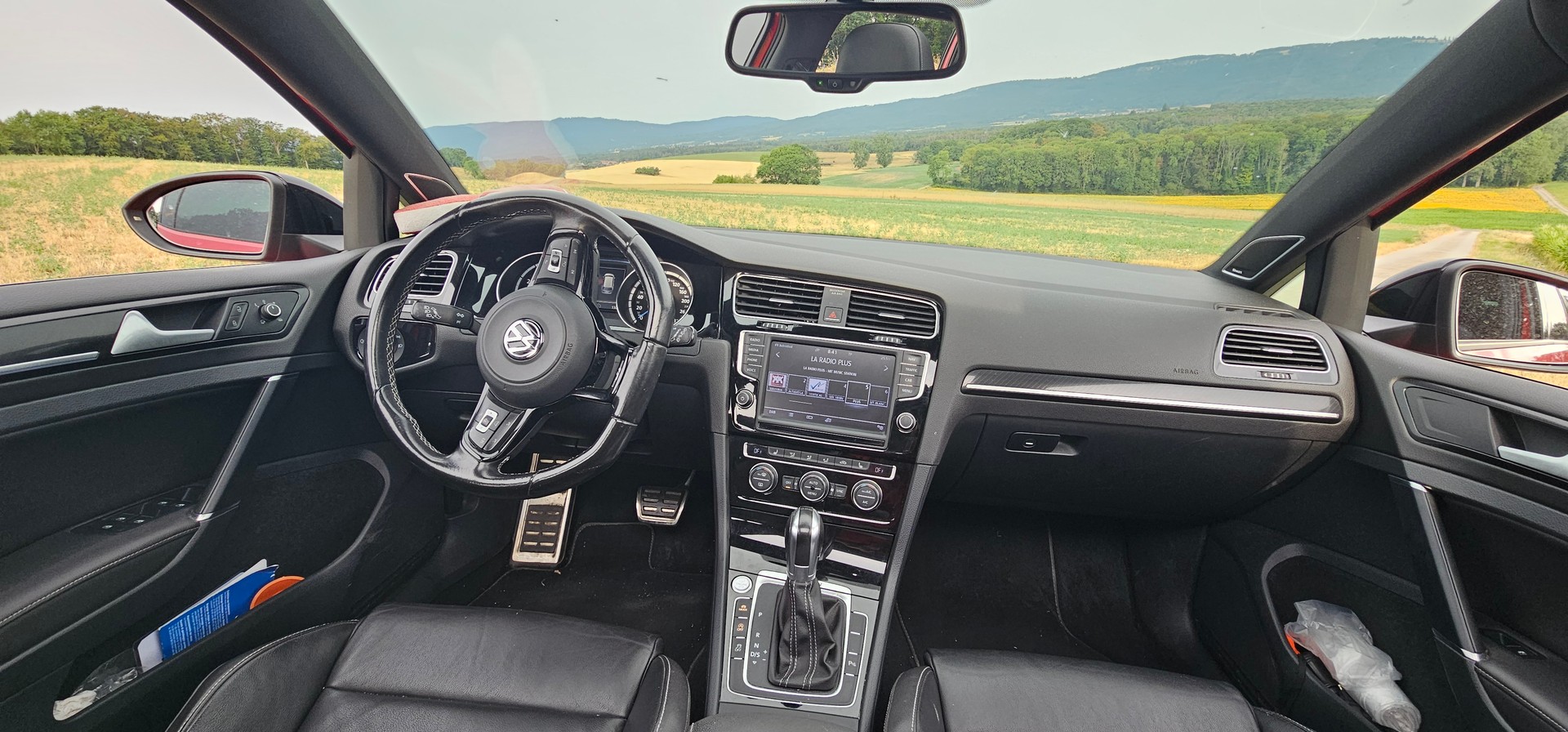 VW 2.0 TSI R DSG 4motion-image-5