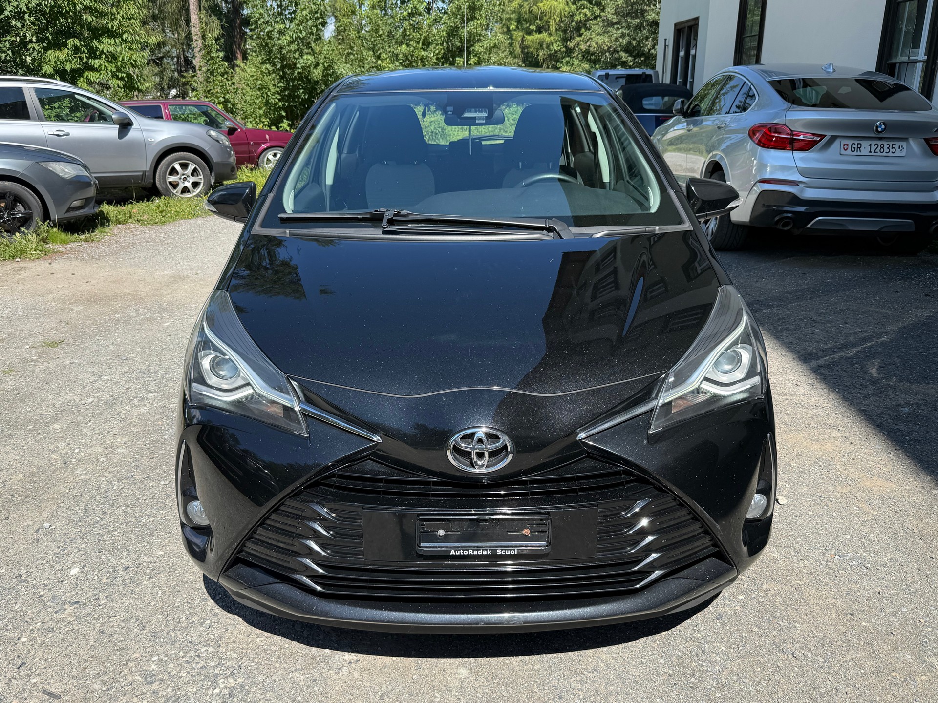 TOYOTA Yaris 1.5 Style-image-1