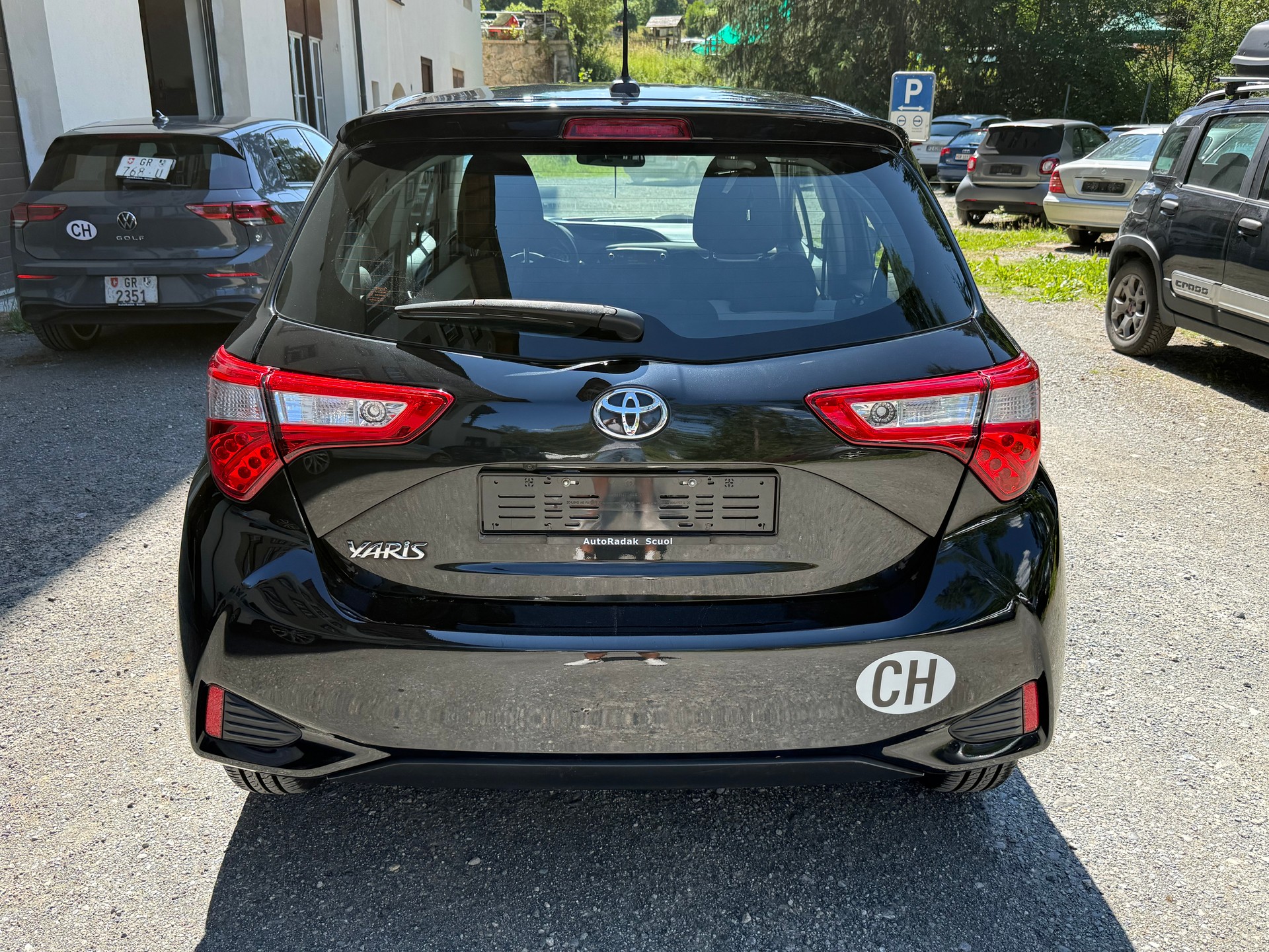 TOYOTA Yaris 1.5 Style-image-5